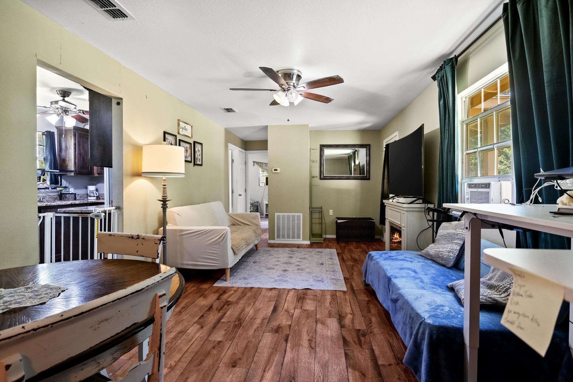 276 County Road 4335