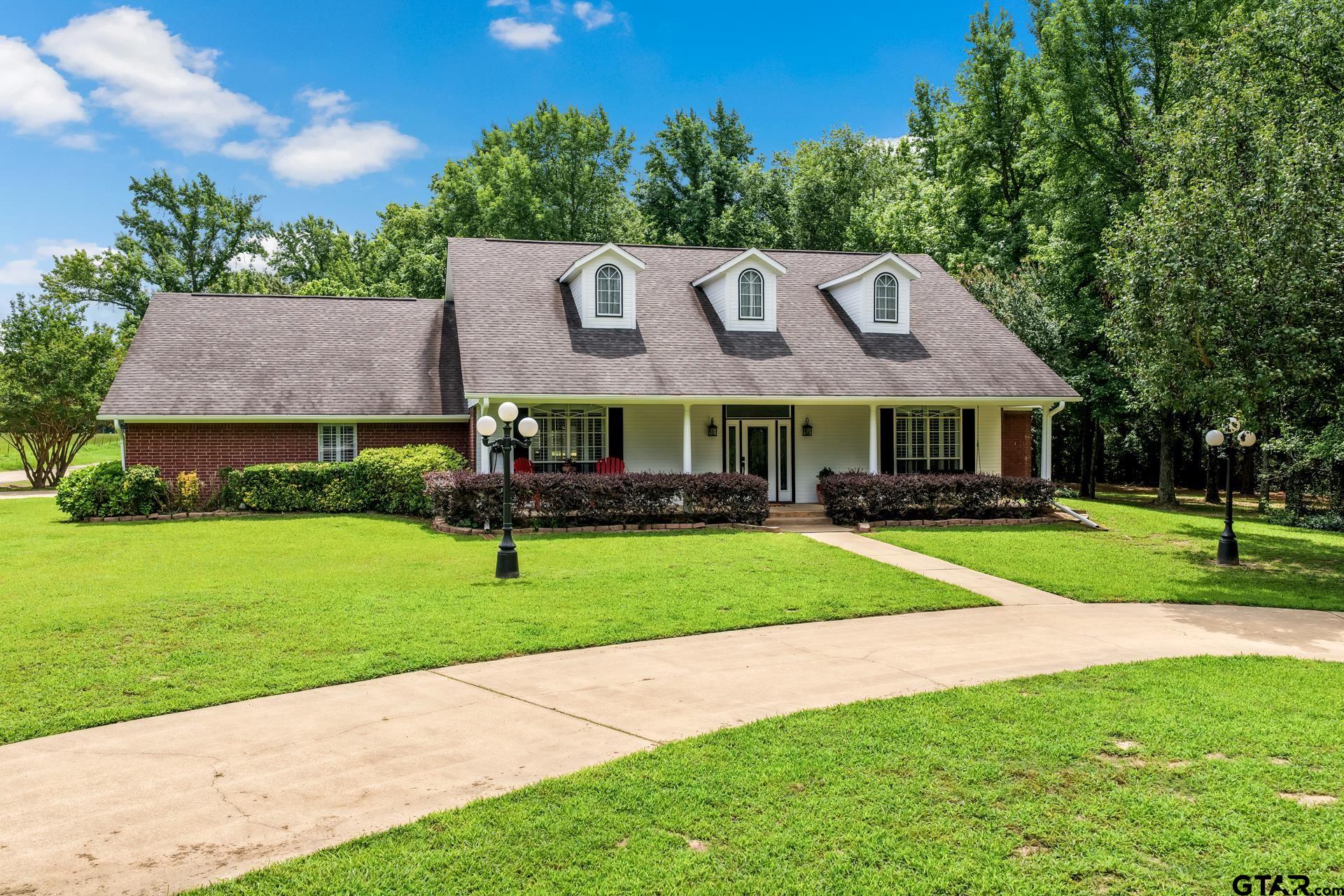 15 County road 3244