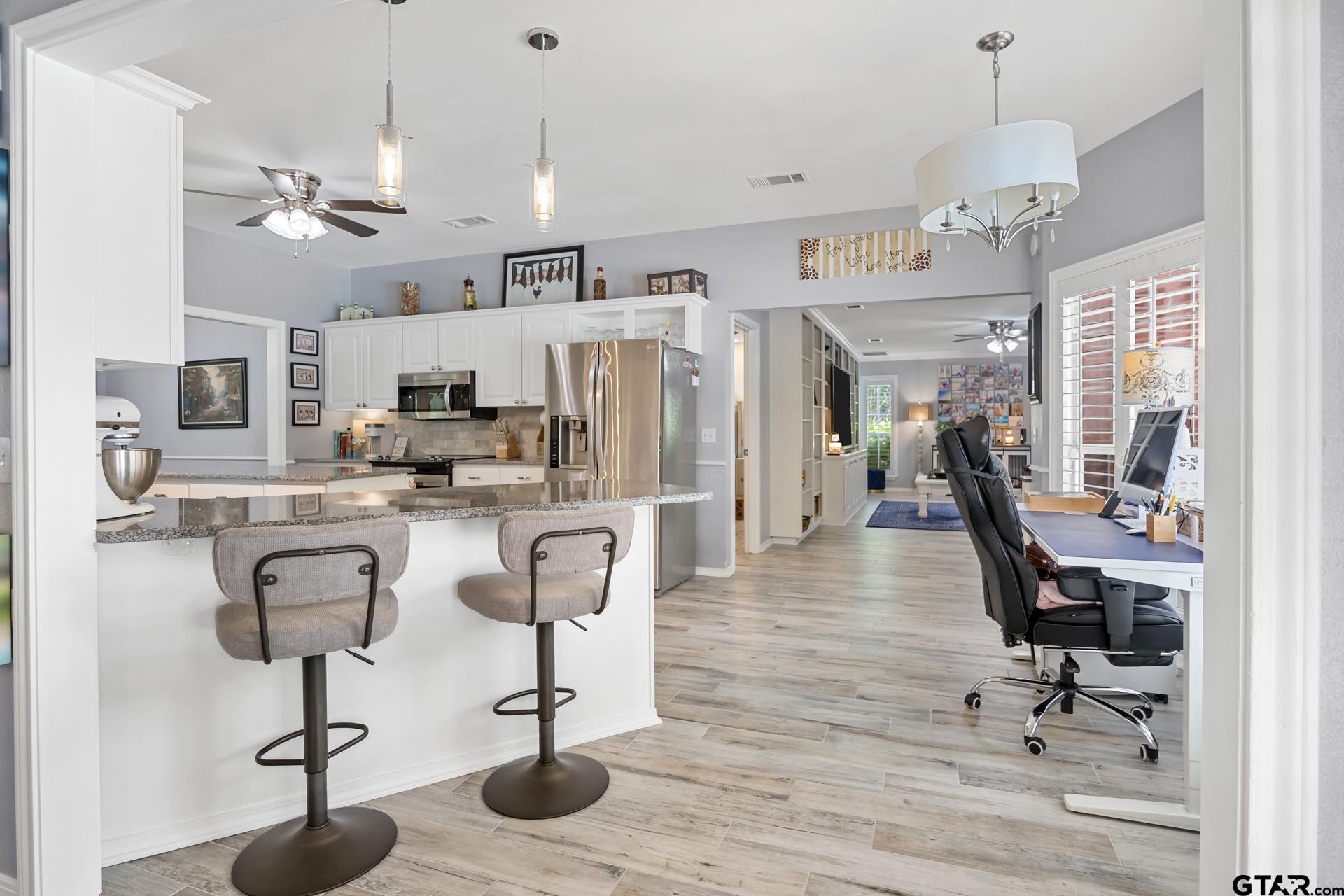 15 County road 3244