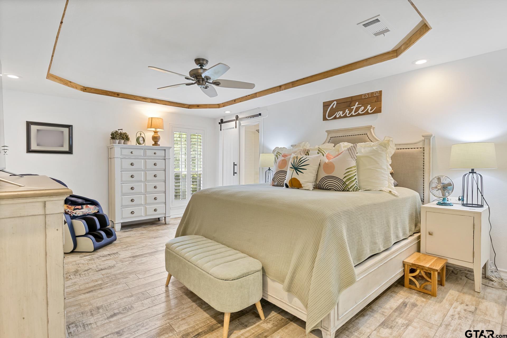15 County road 3244