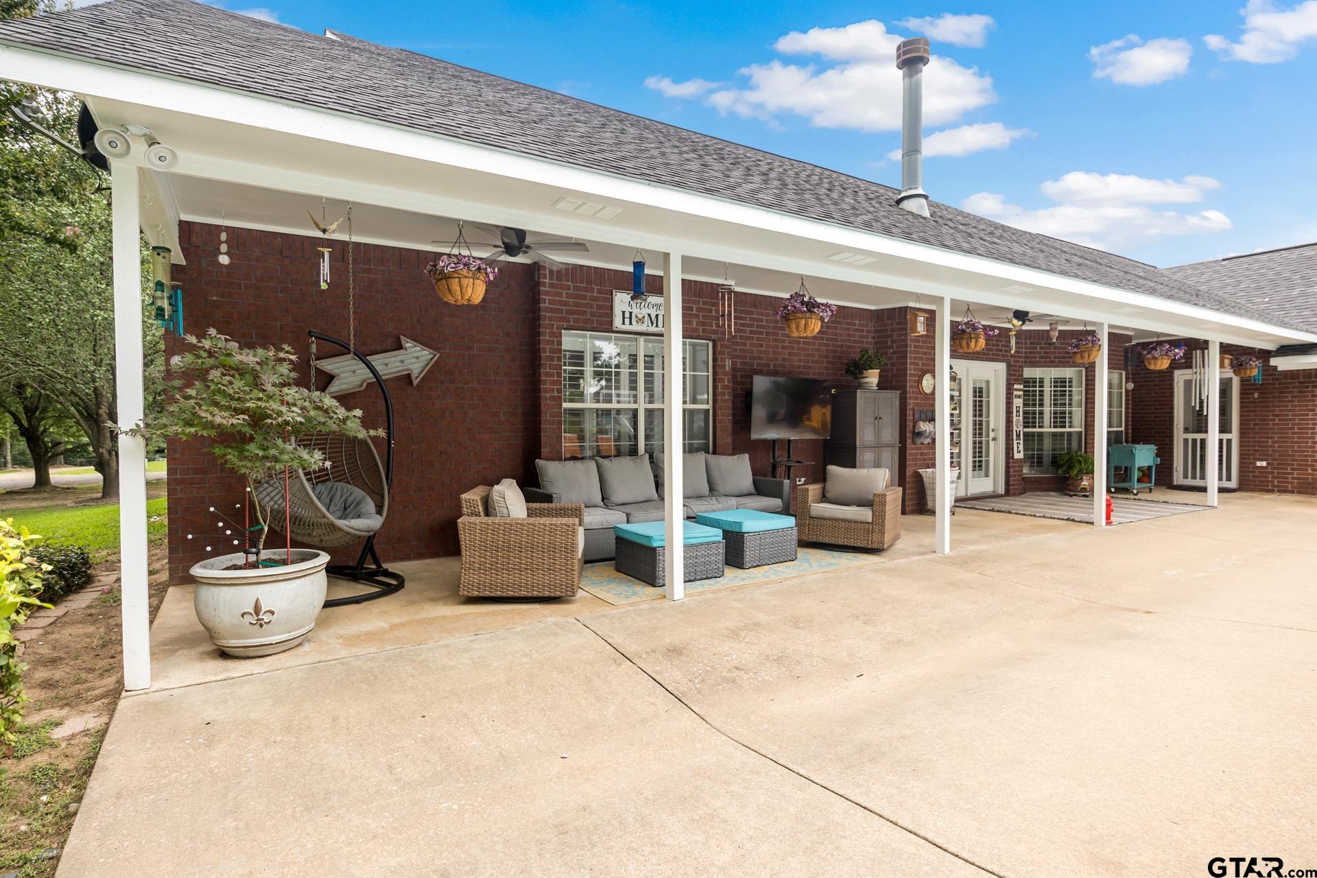 15 County road 3244