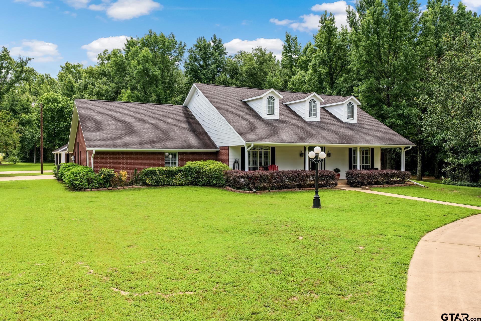 15 County road 3244