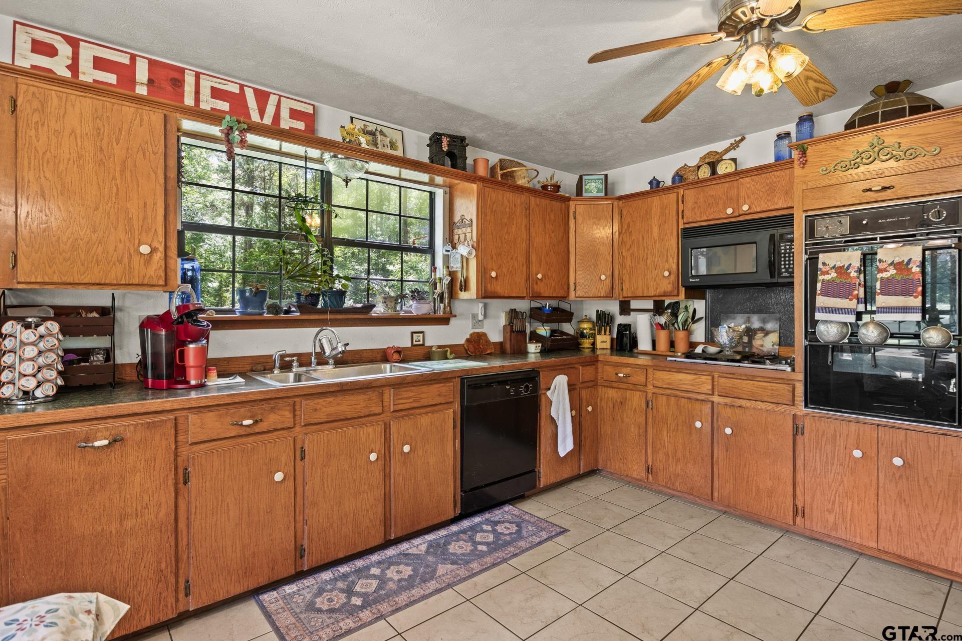 4469 County Road 1579