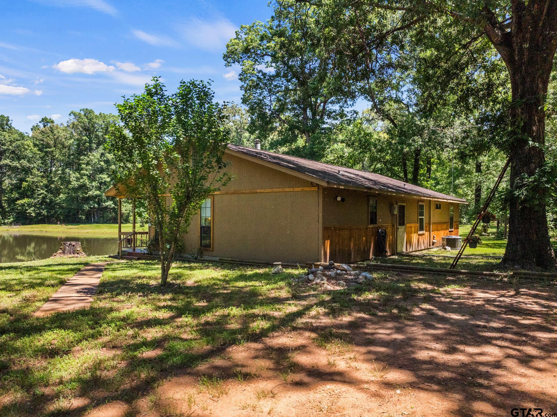 4469 County Road 1579
