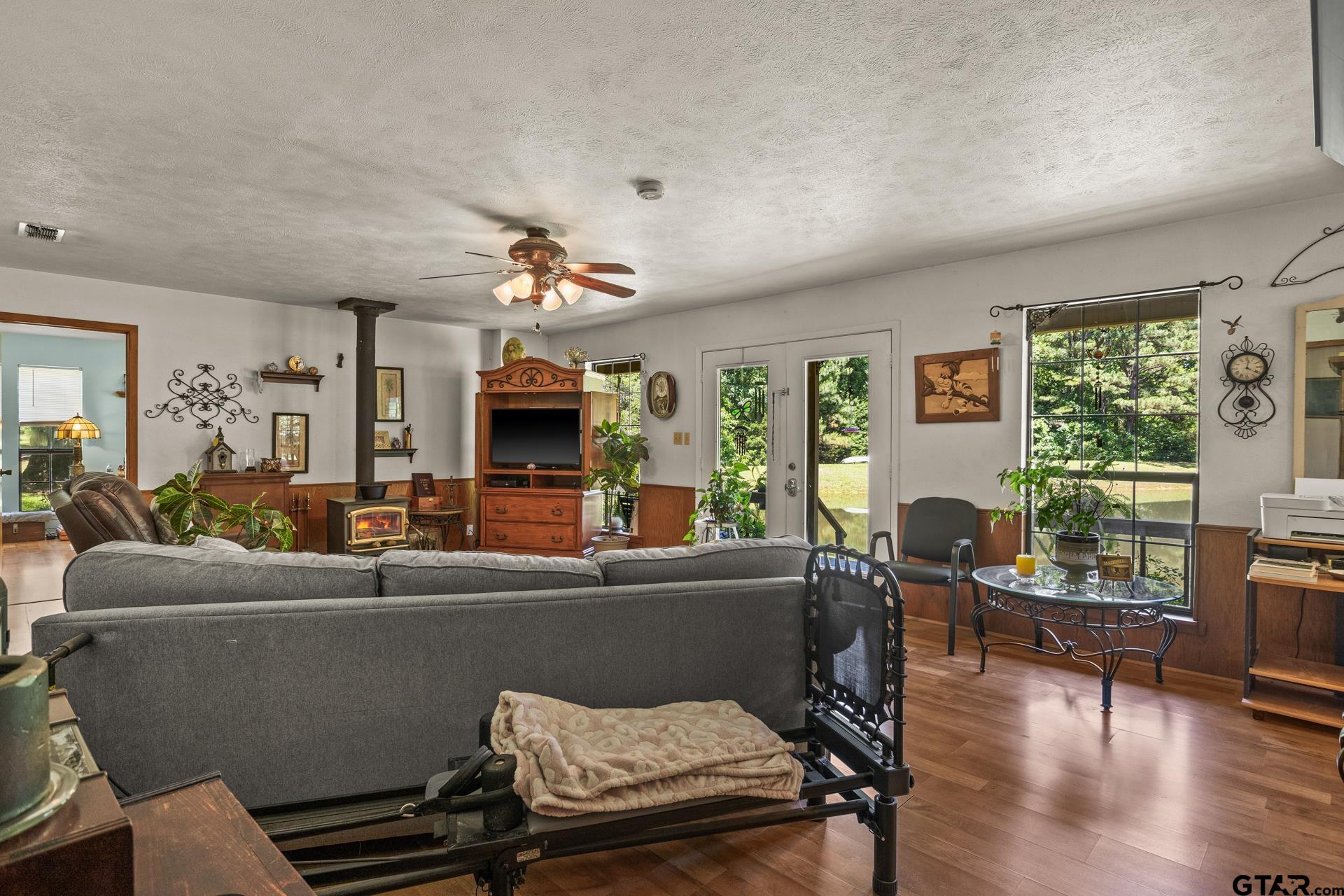 4469 County Road 1579