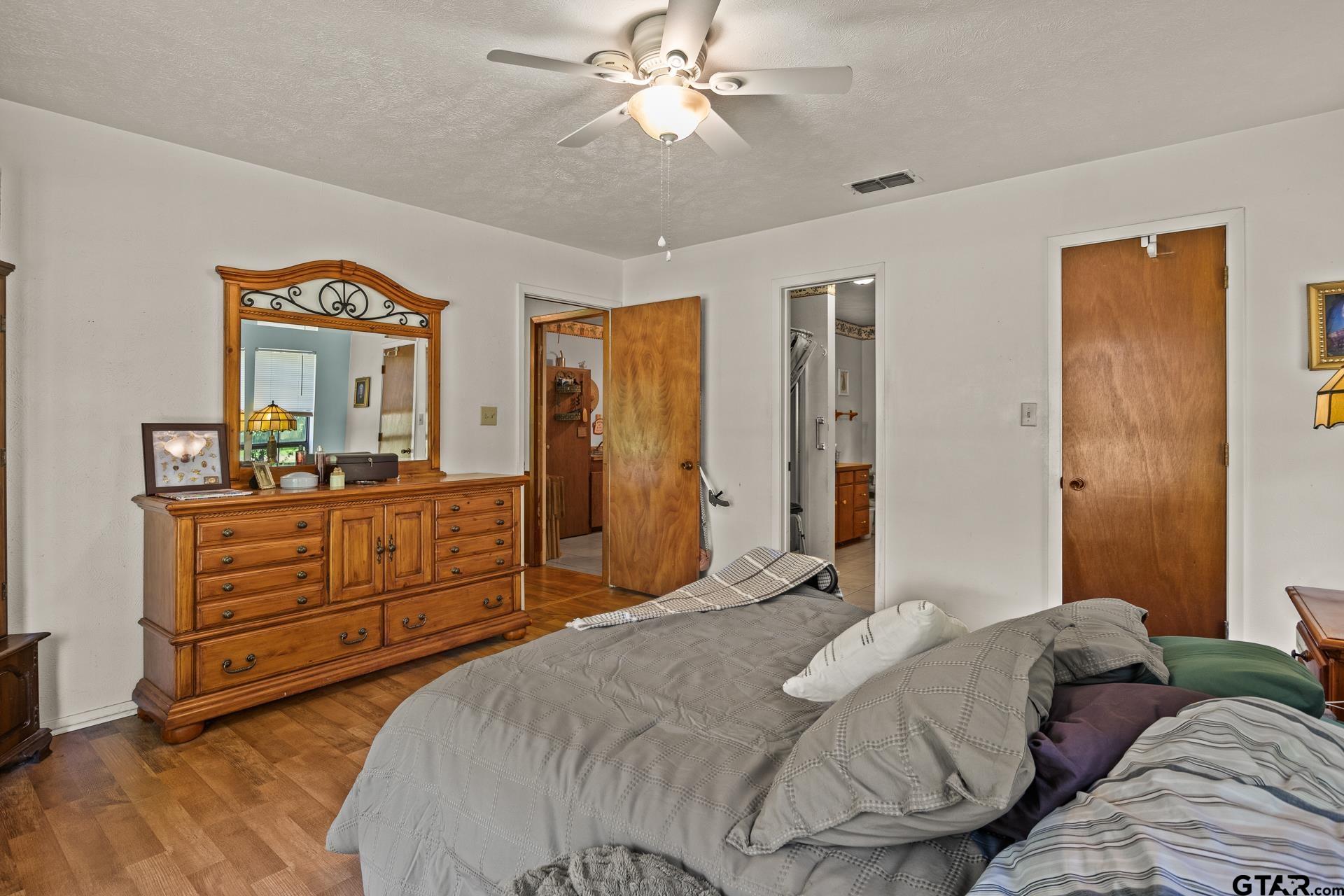4469 County Road 1579