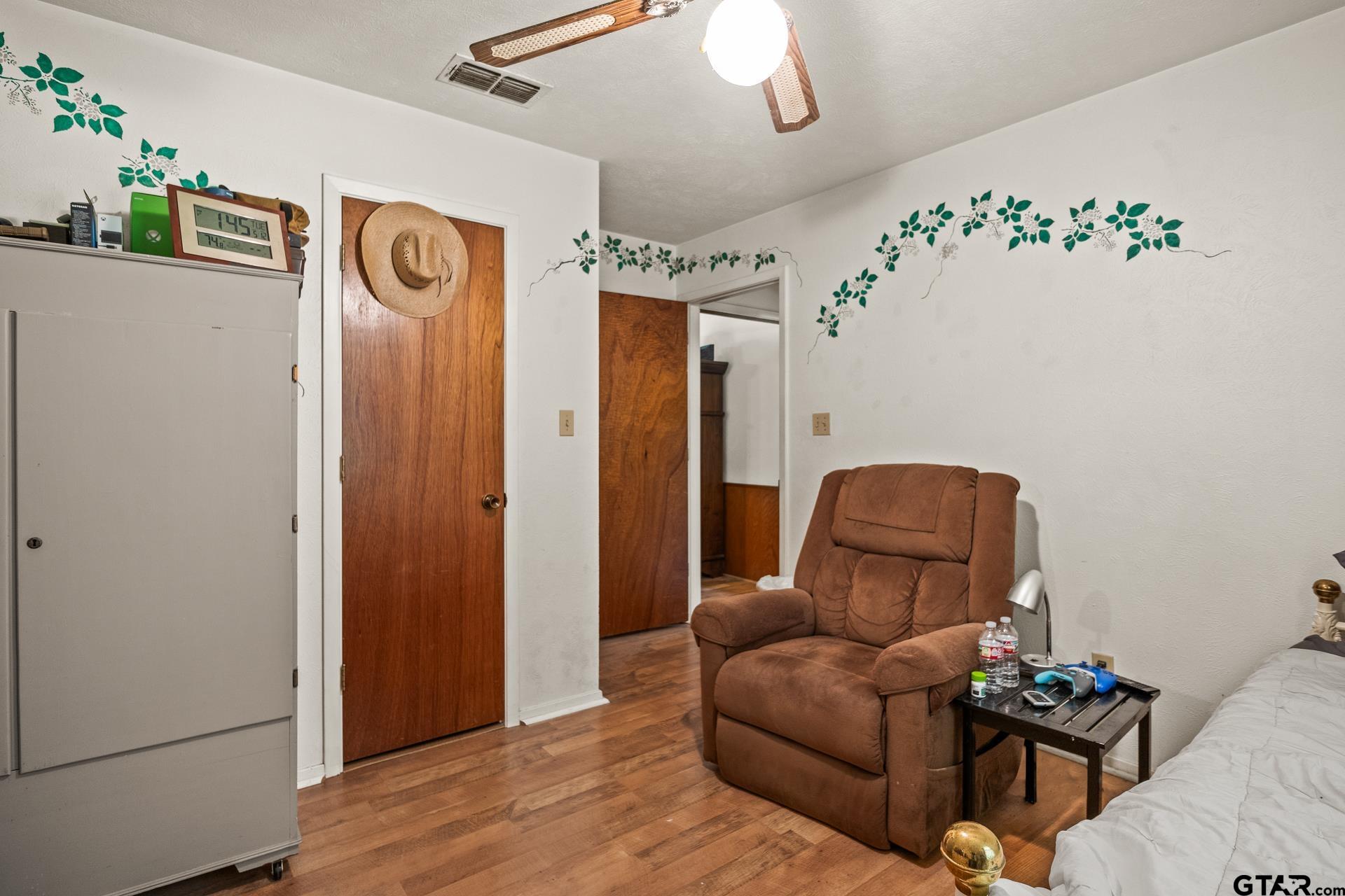 4469 County Road 1579