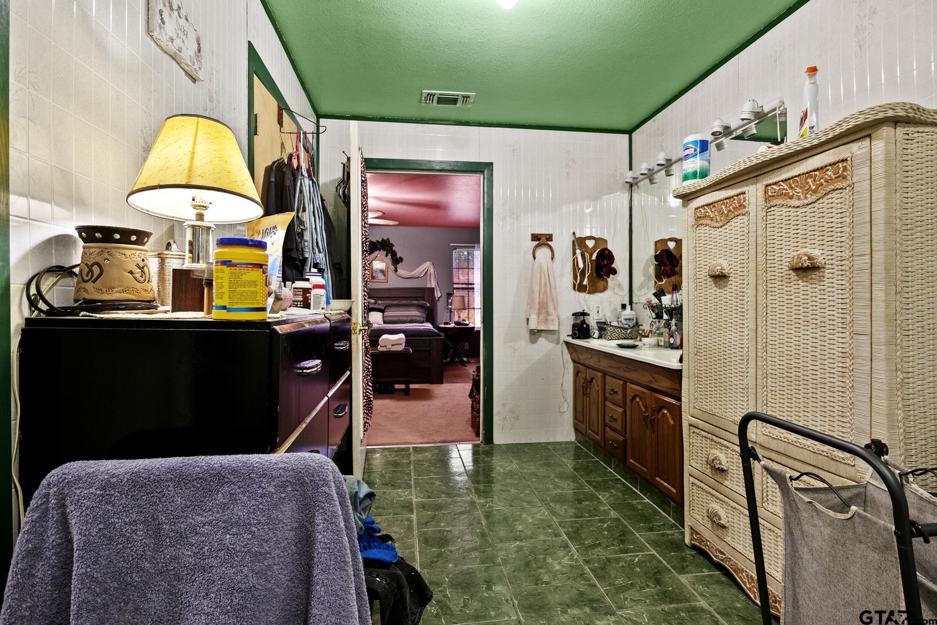 404 Joyner Ave.