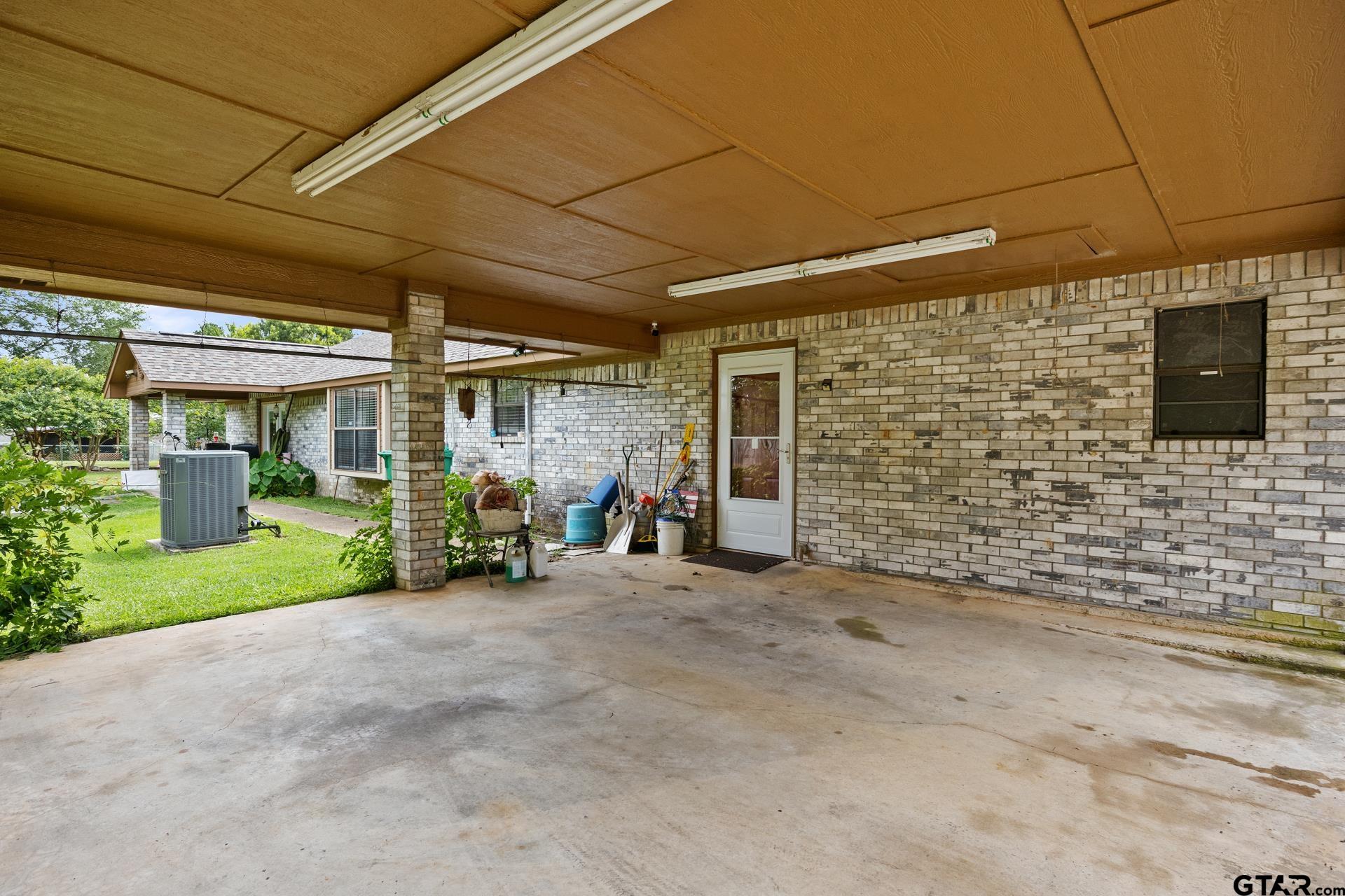 404 Joyner Ave.