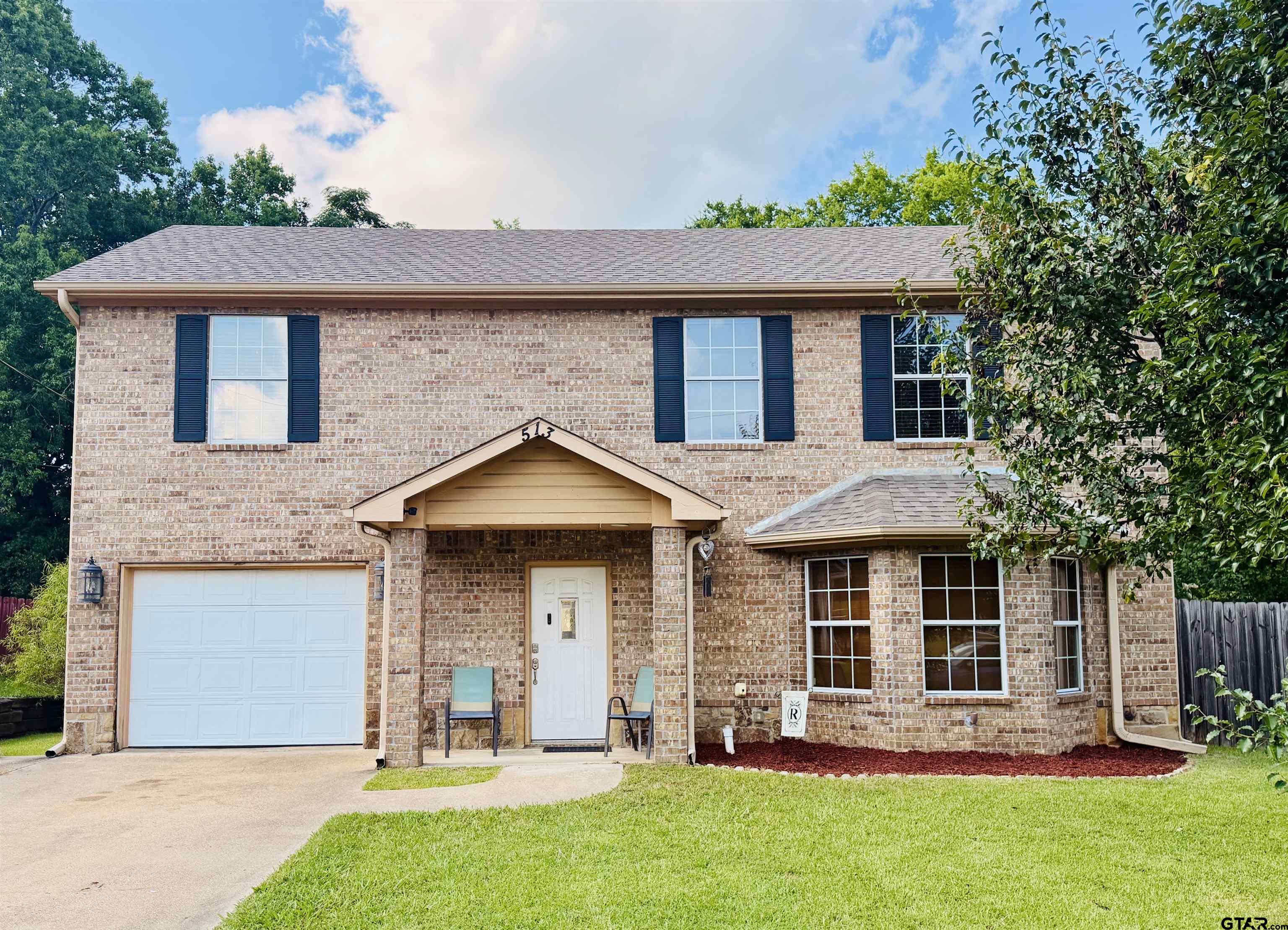513 Therese Court