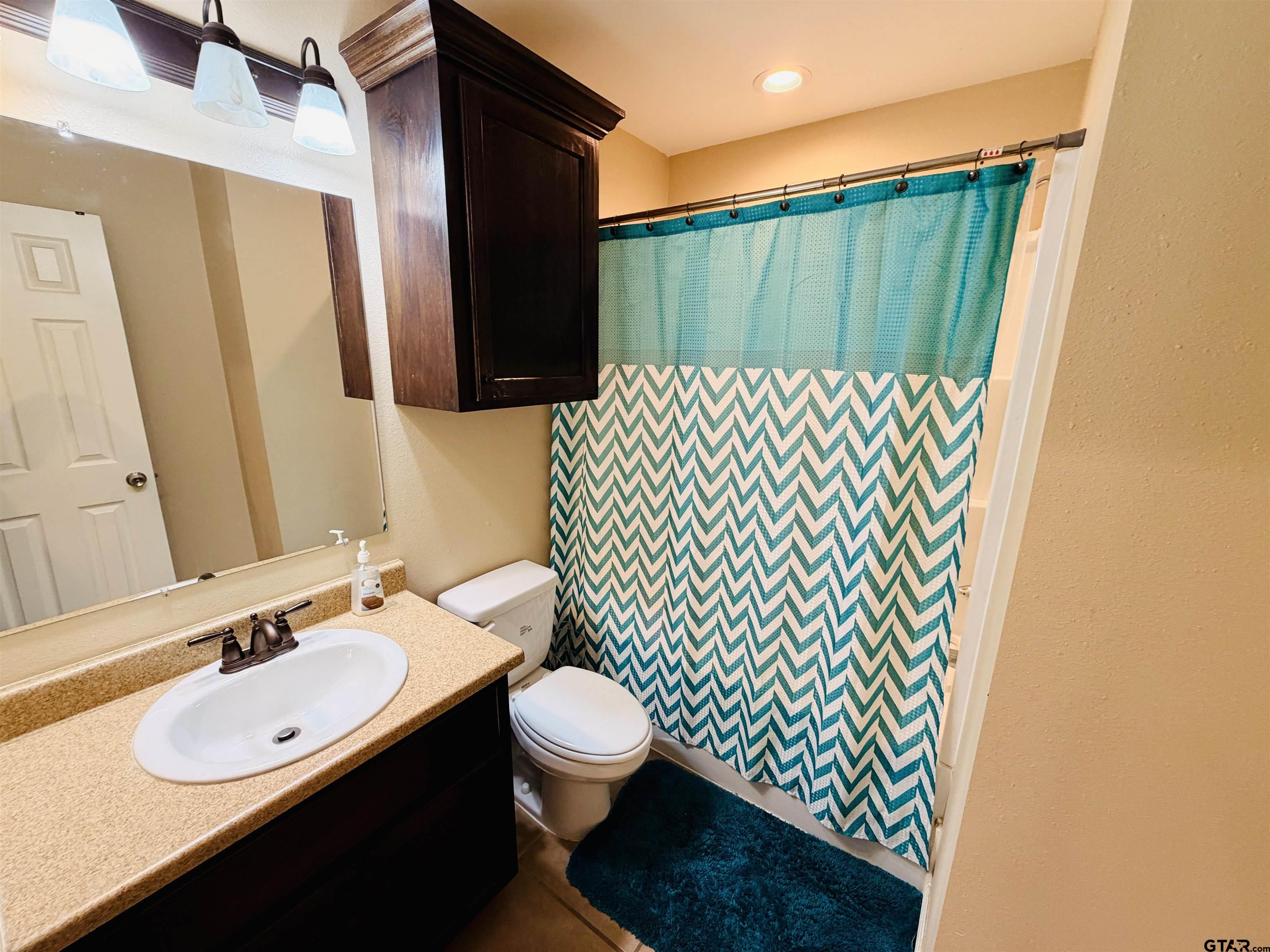 513 Therese Court
