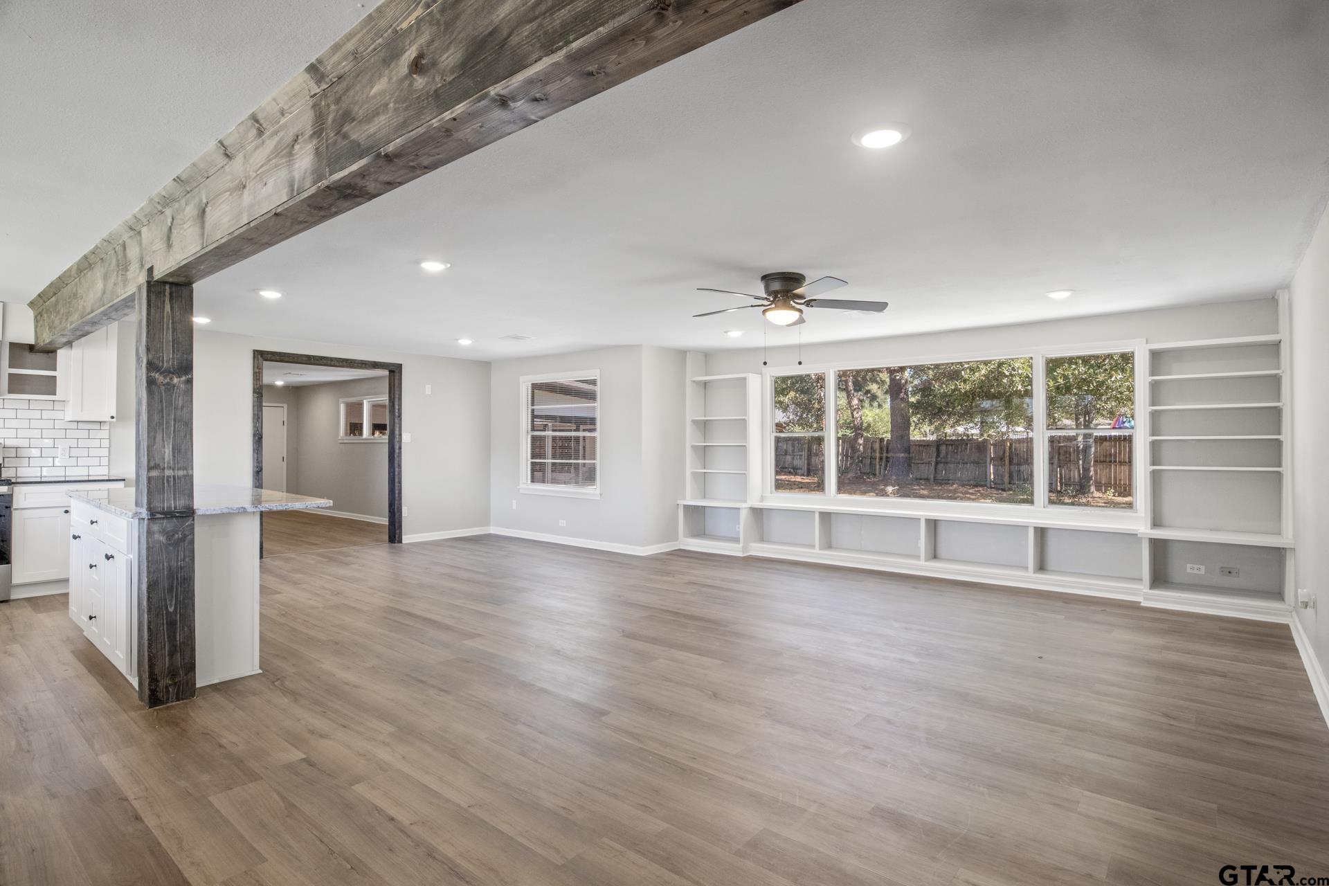 700 W Broadway Street