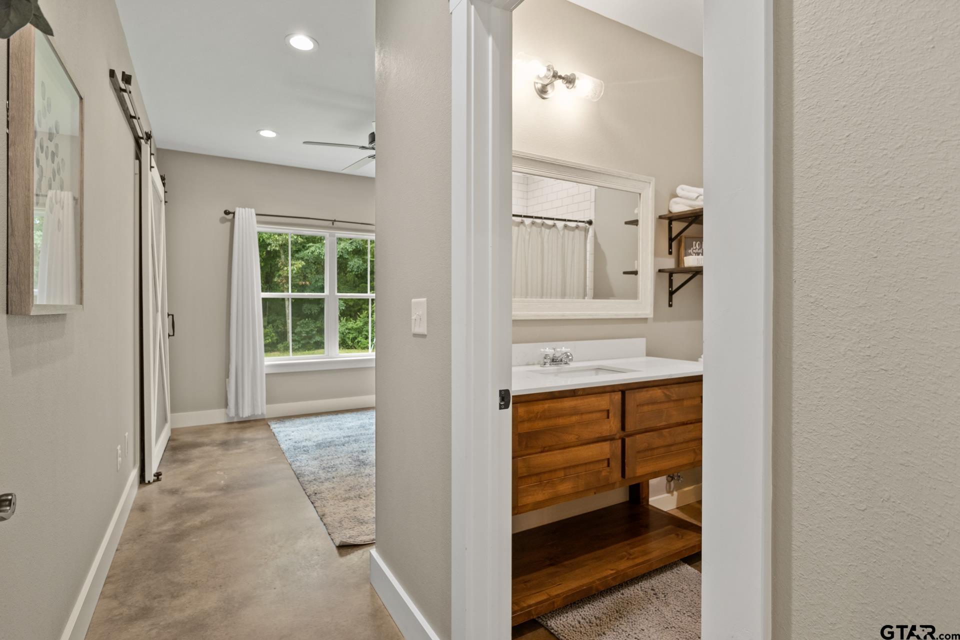 256 County Road 4224