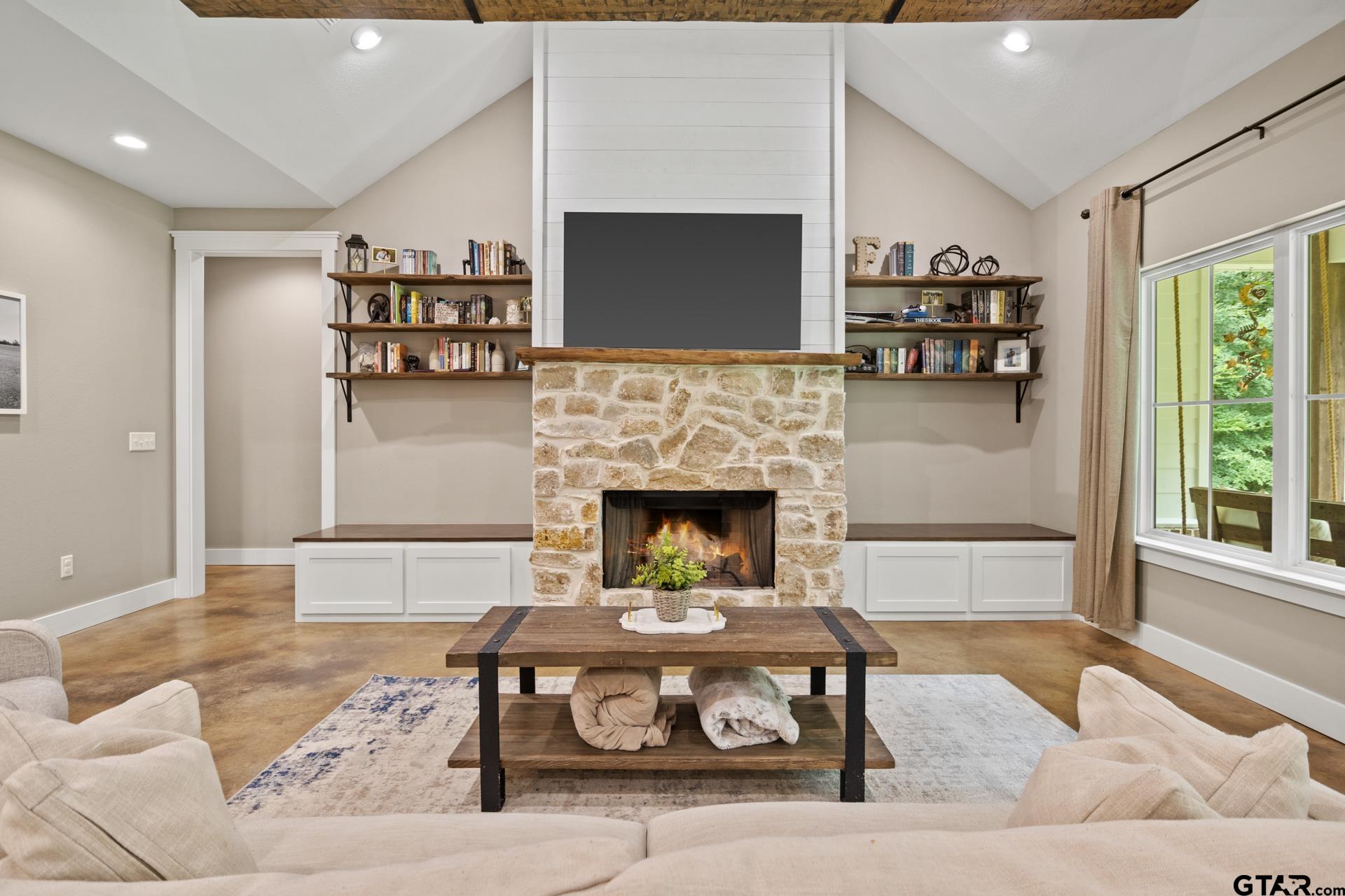 256 County Road 4224