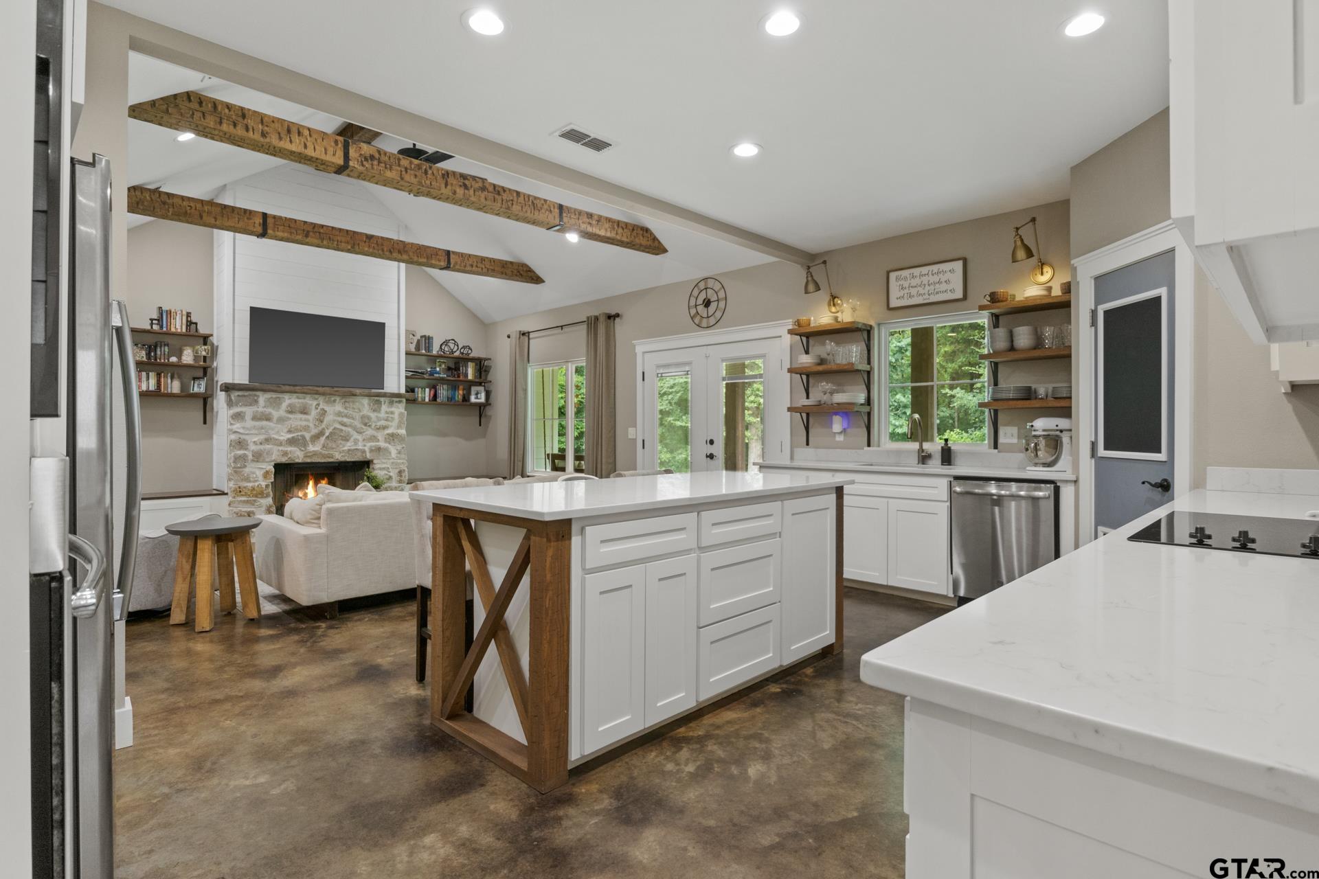 256 County Road 4224