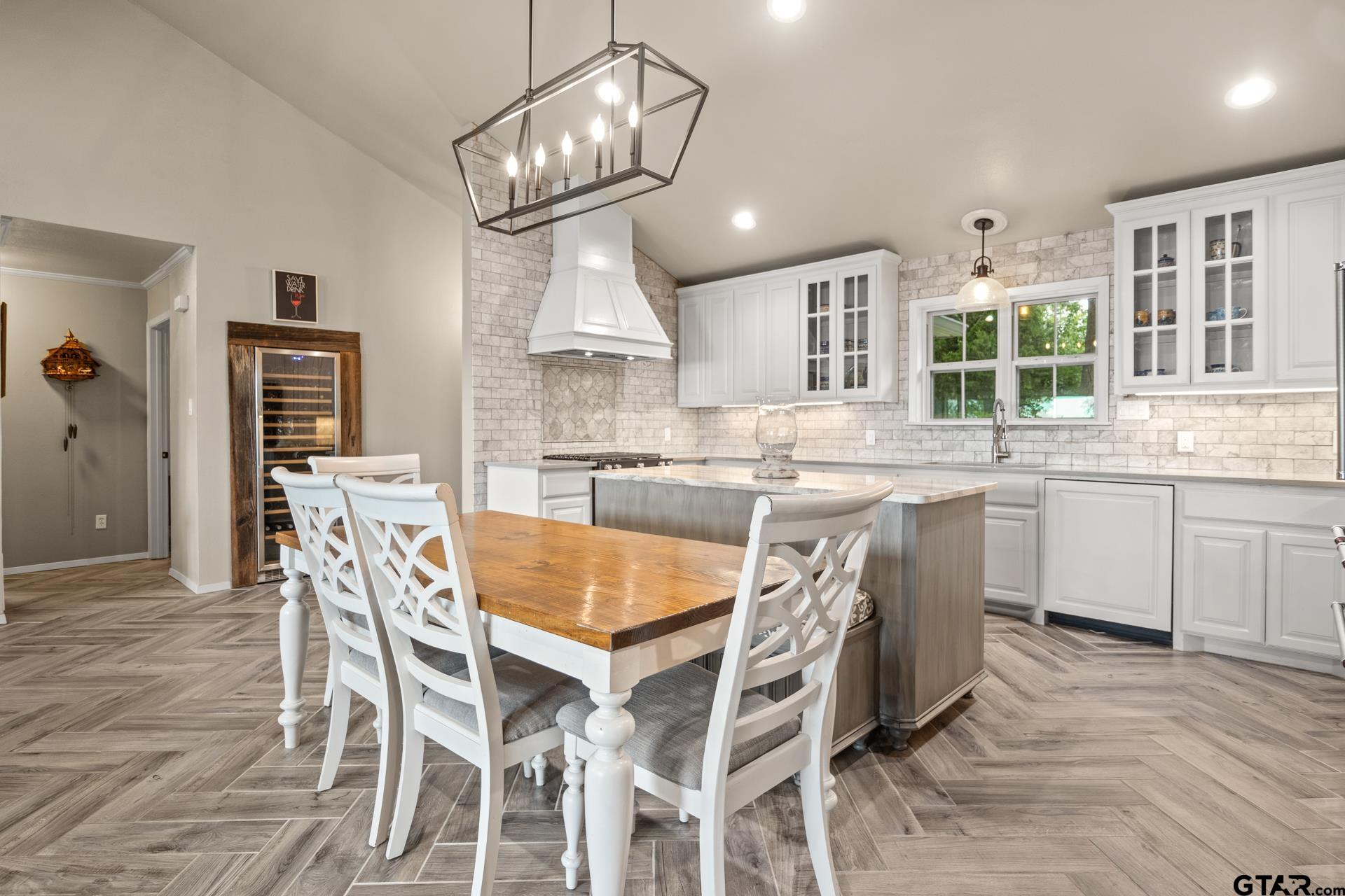 387 County Road 2940