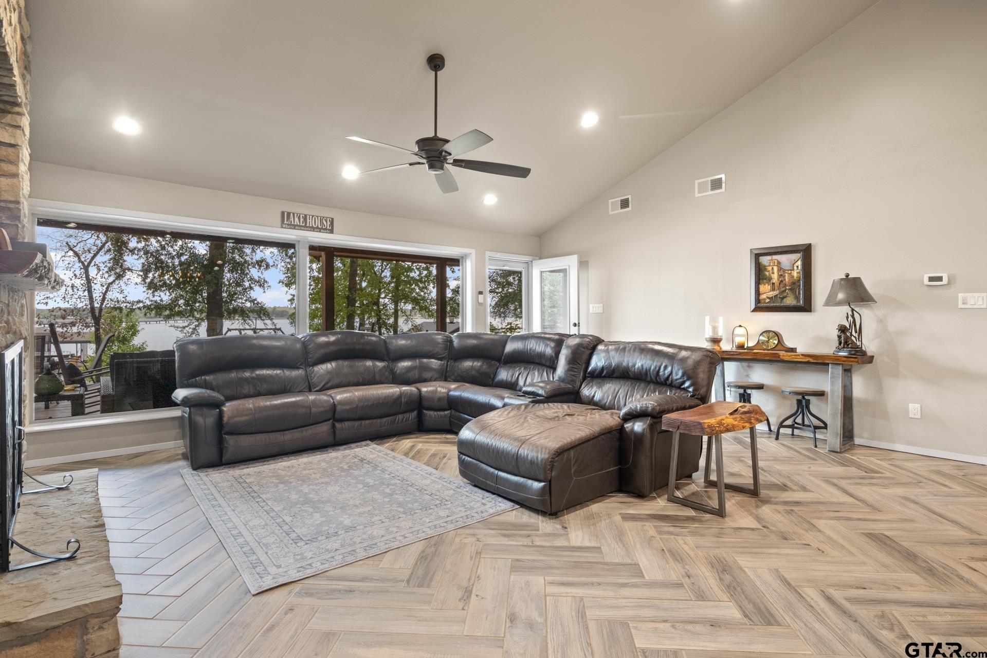 387 County Road 2940