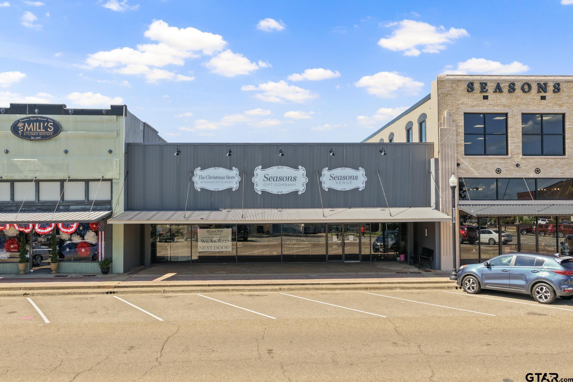 118 W 2ND