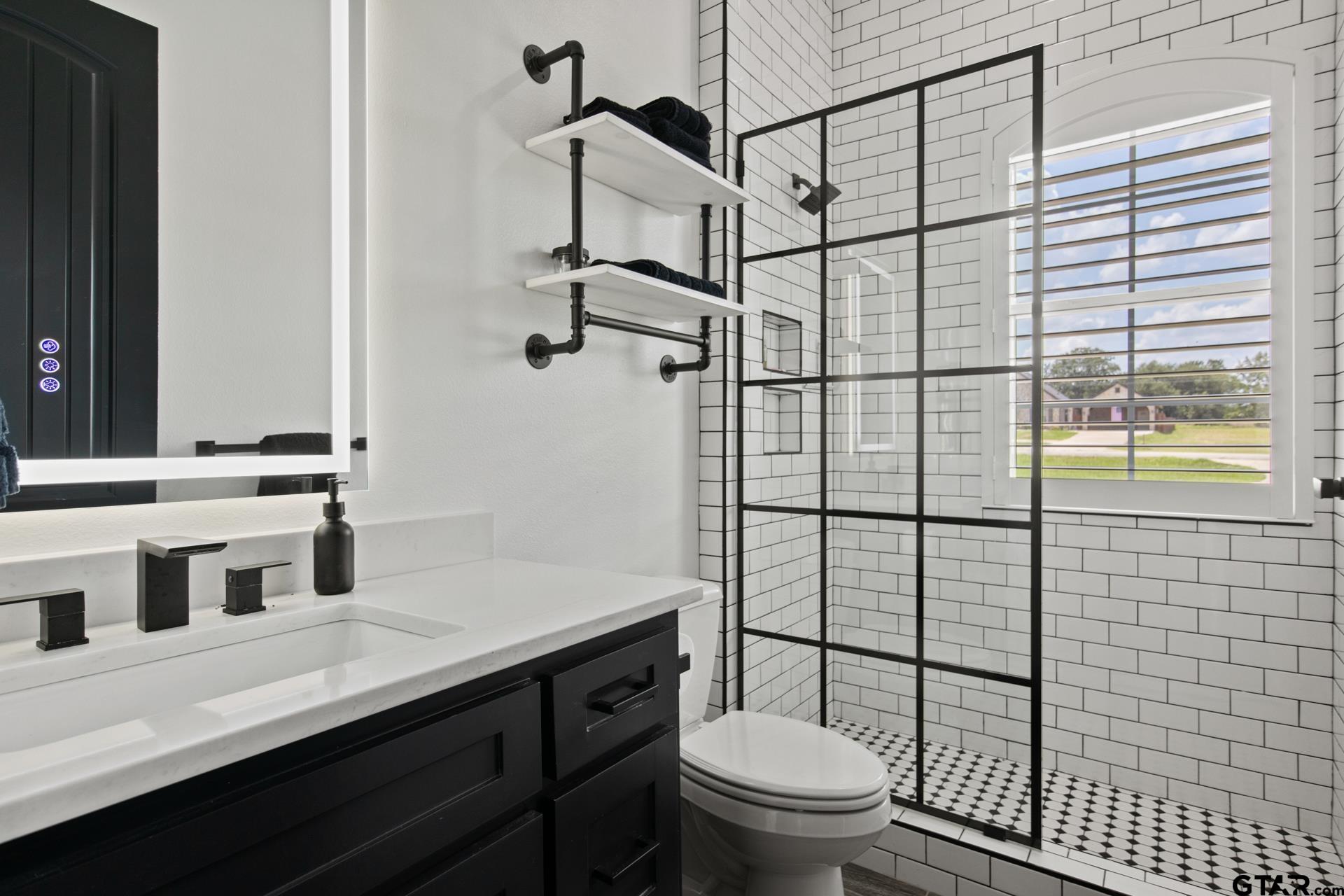 367 Private Road 54166