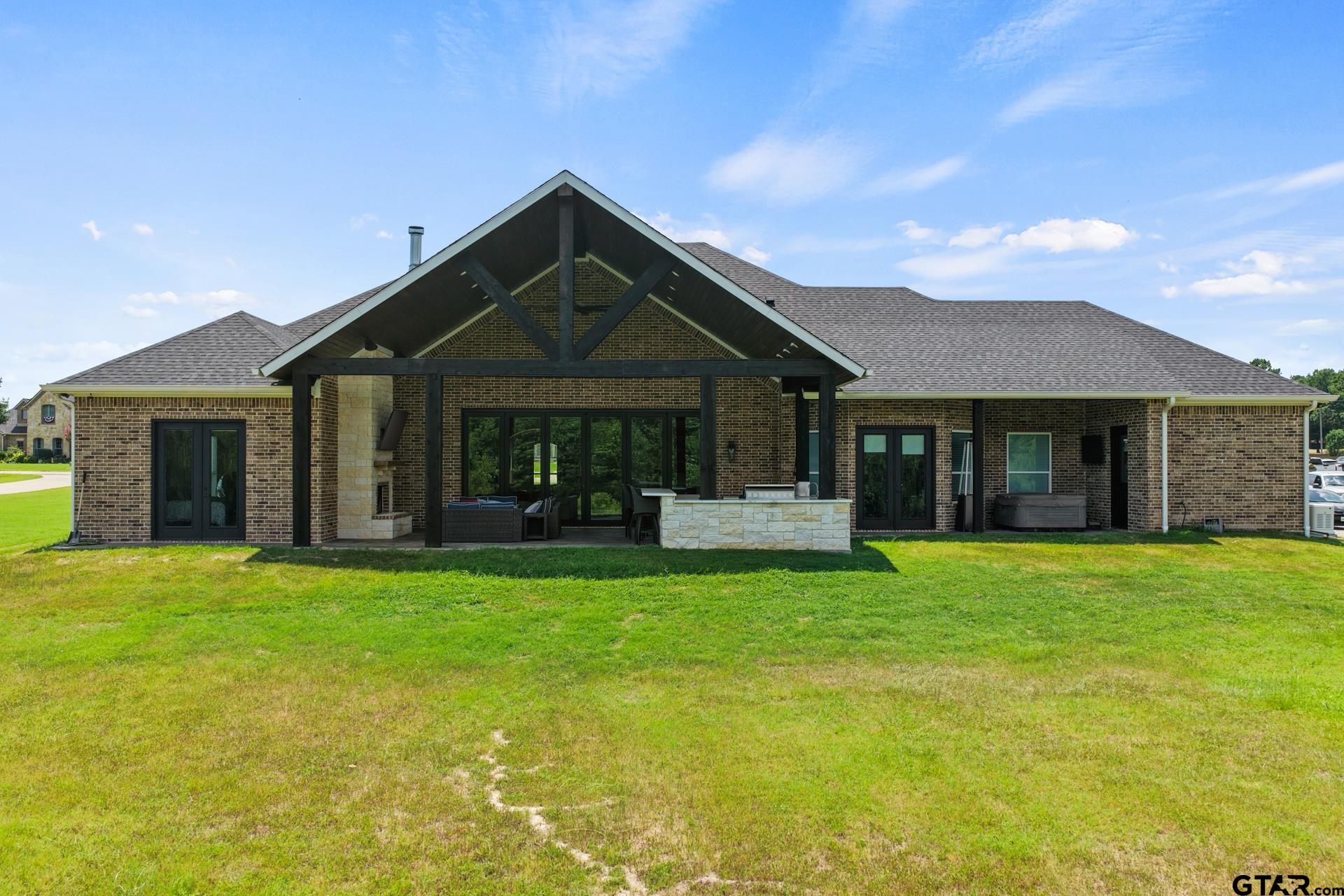367 Private Road 54166