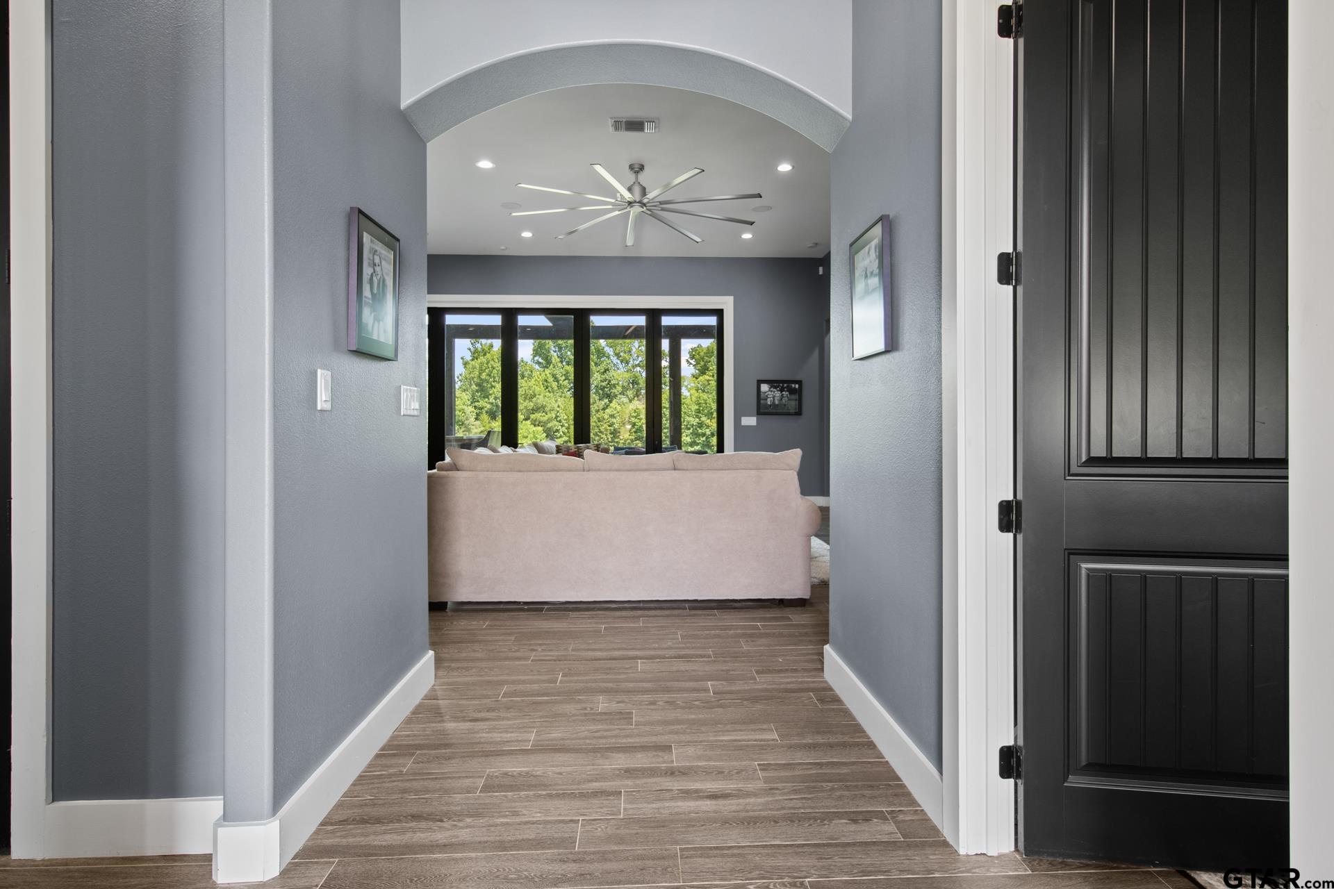 367 Private Road 54166