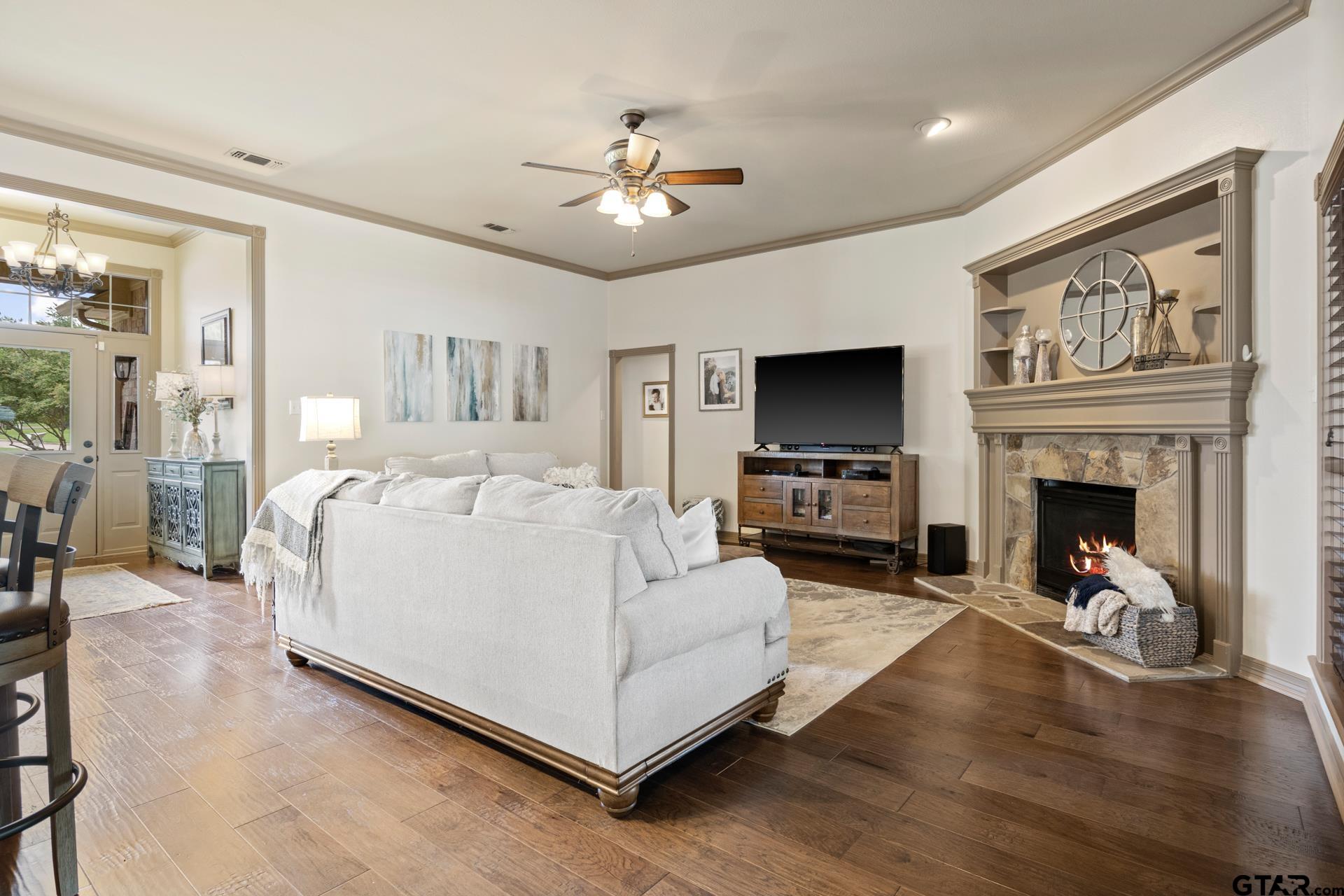 101 Turnberry Circle