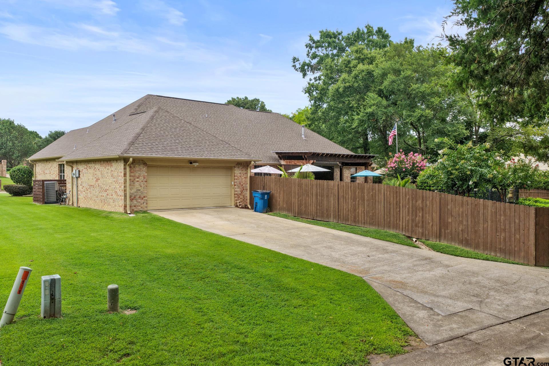 101 Turnberry Circle