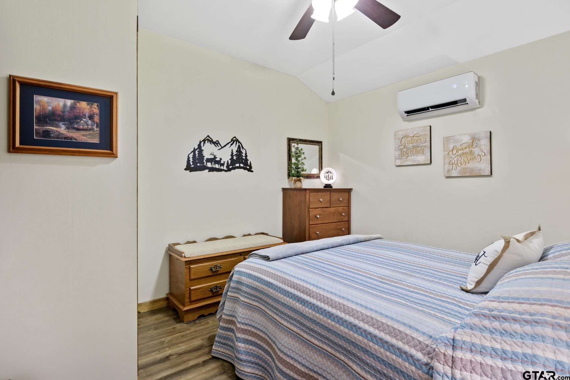 119 Private Road 52614