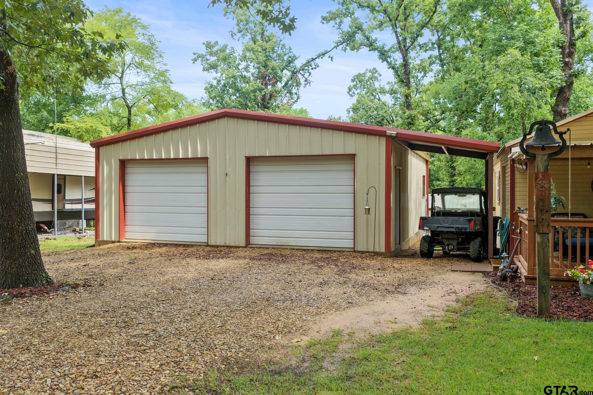 119 Private Road 52614