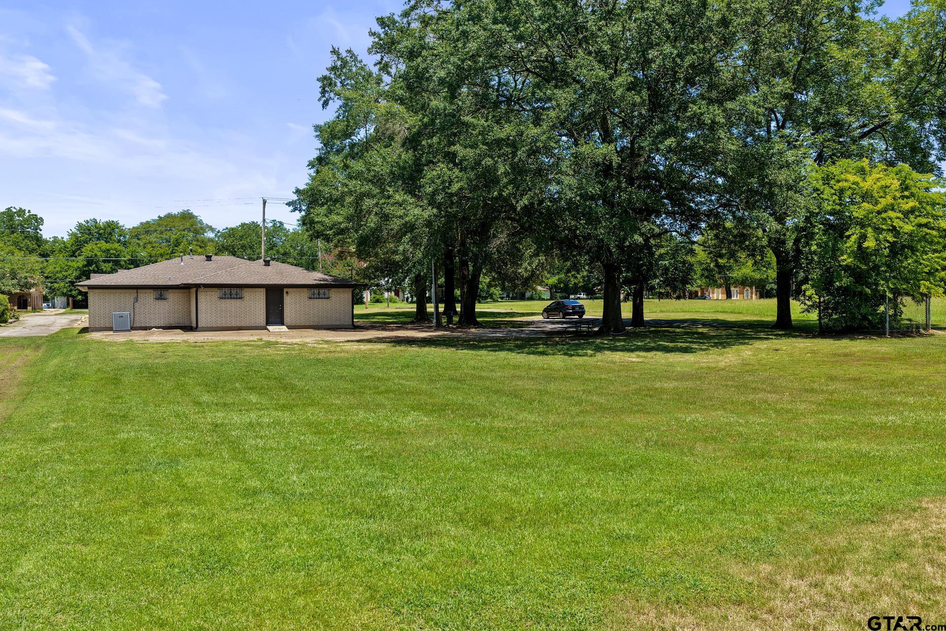 502 Quitman