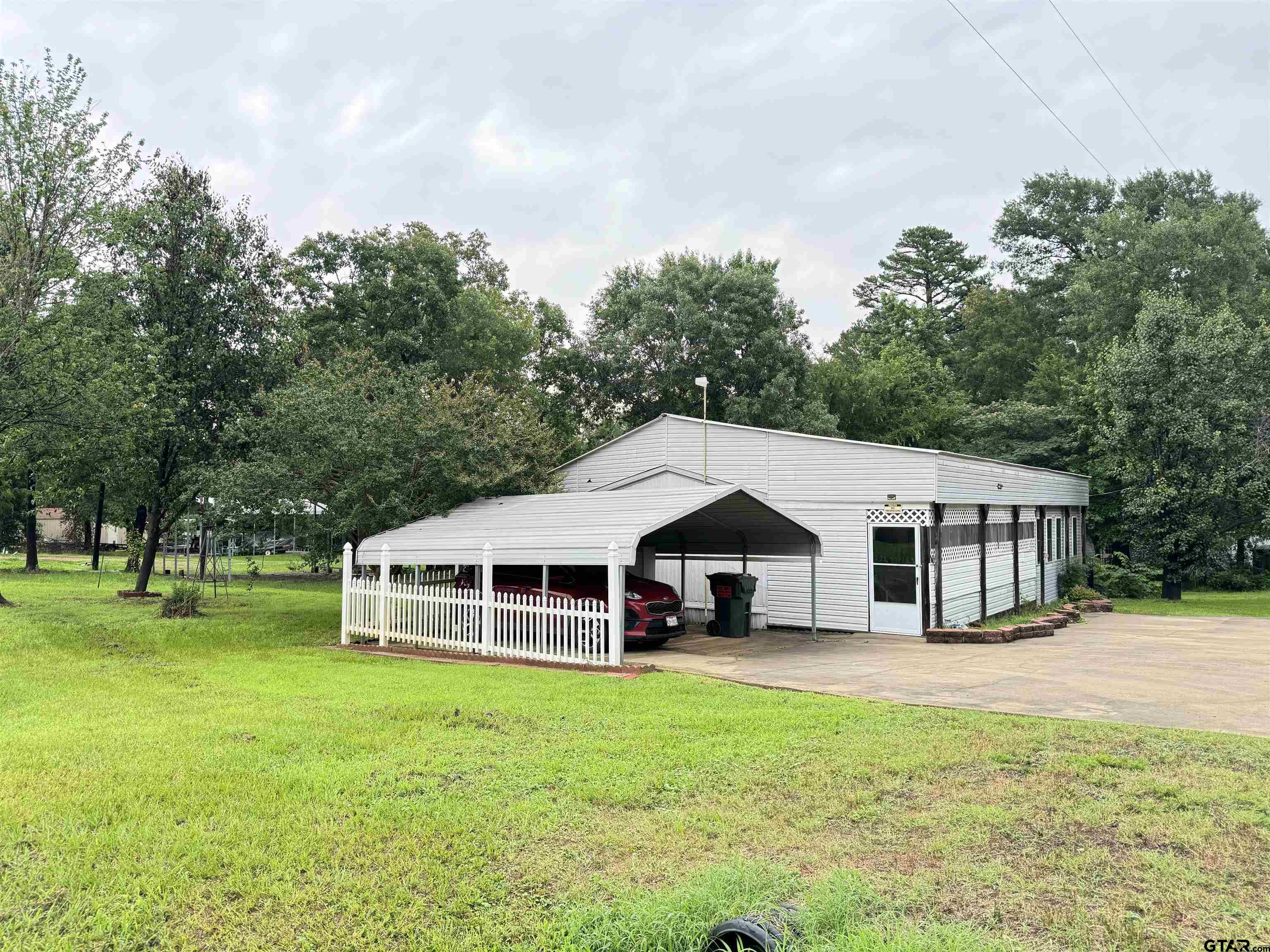 783 County Road 2121