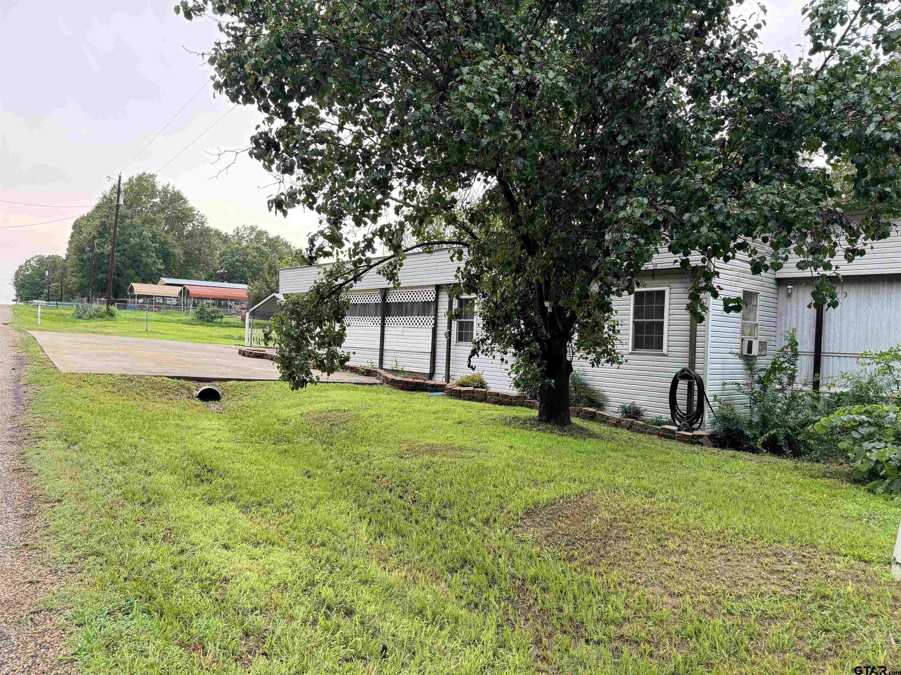 783 County Road 2121