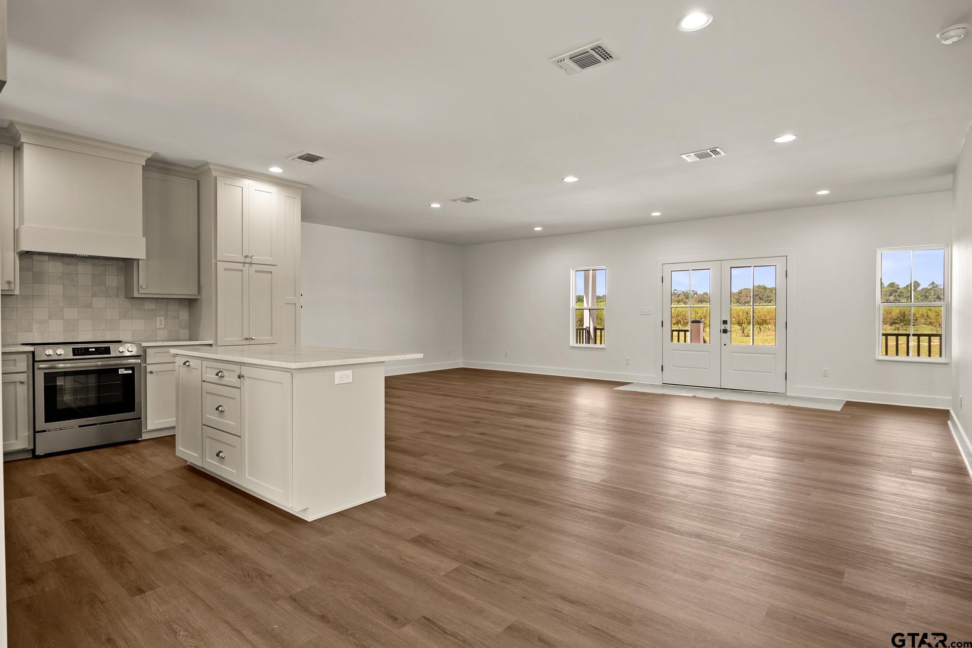562 County Road 4230