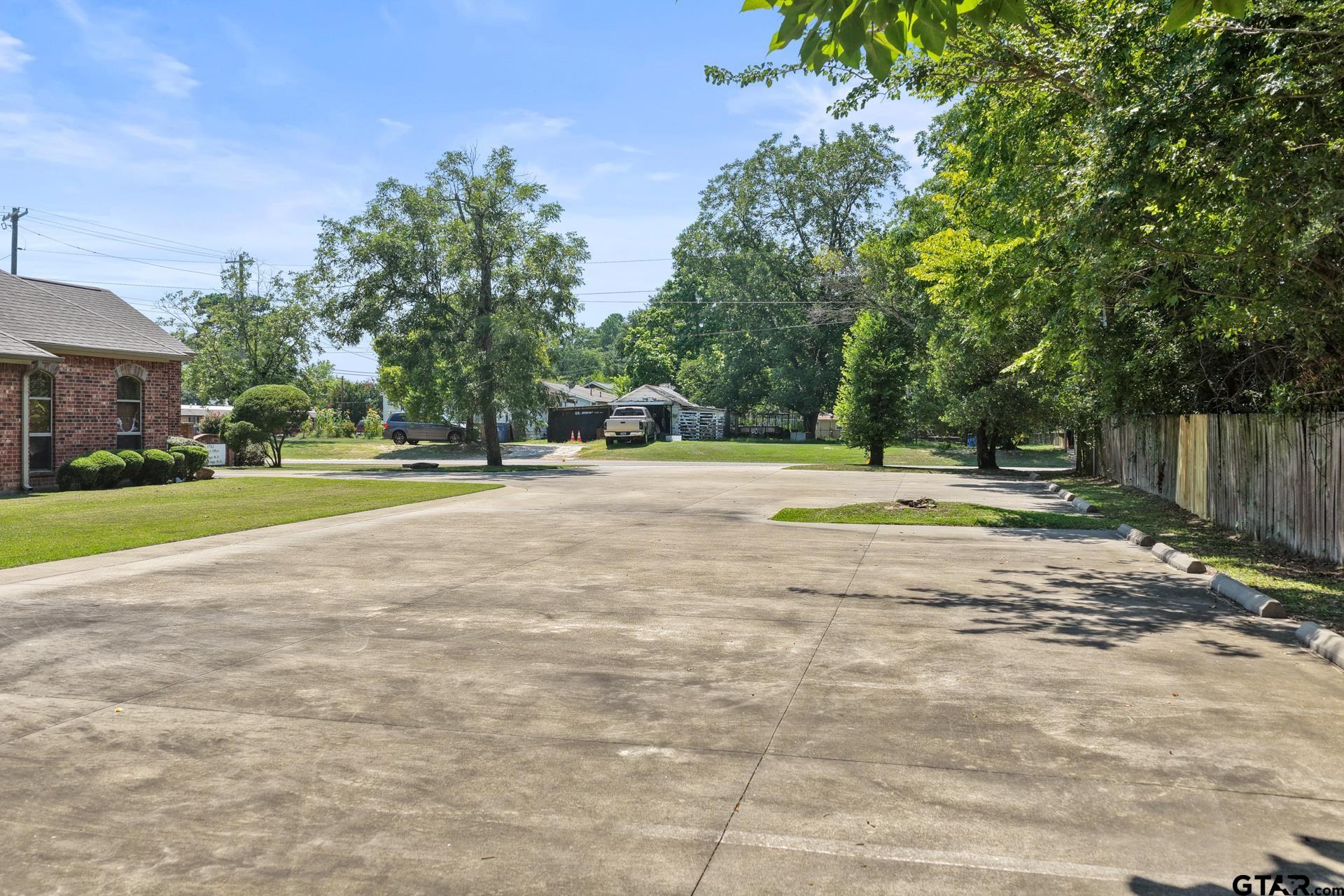1702 Mulberry Avenue