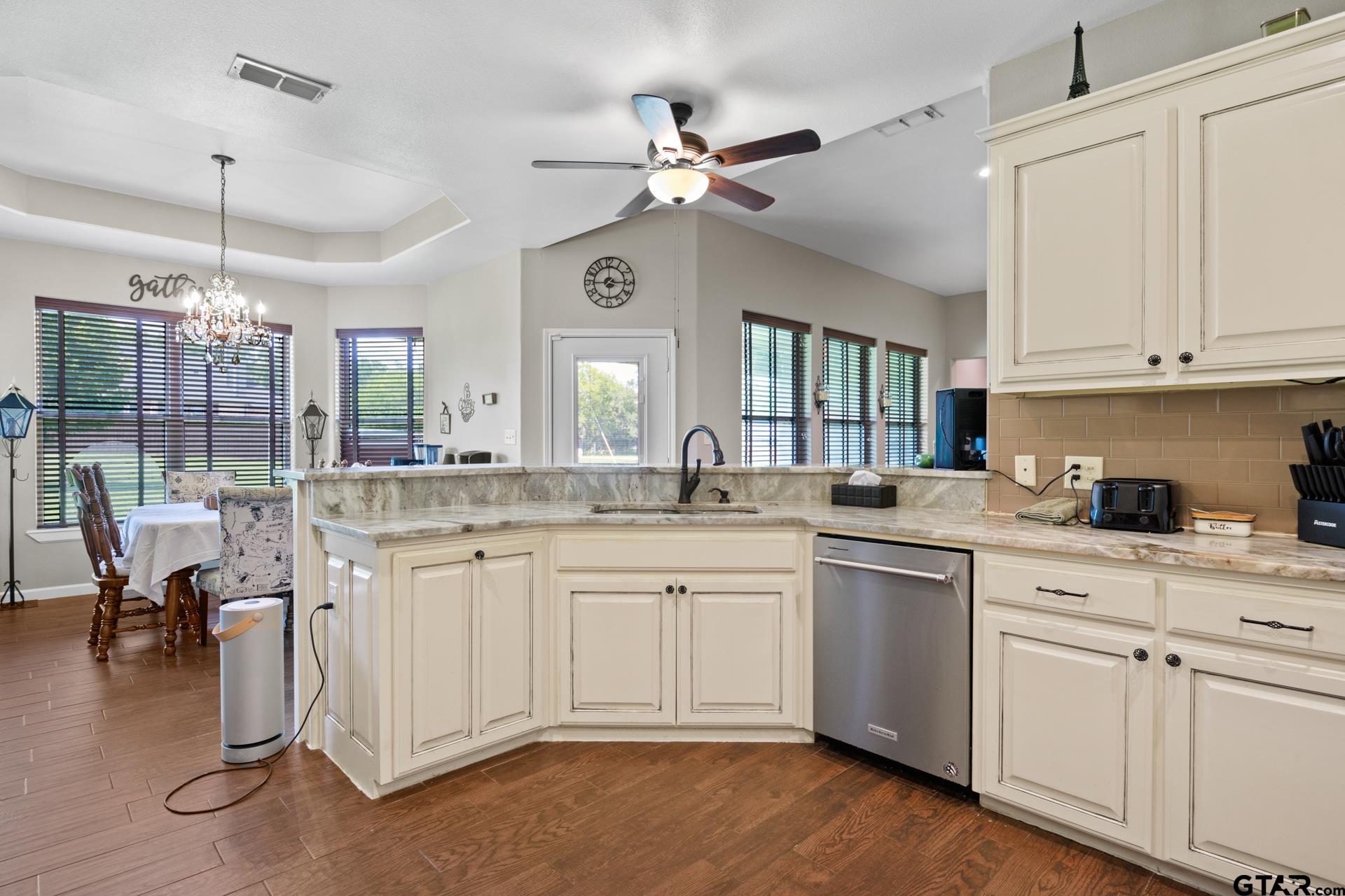 31 County Road 4742