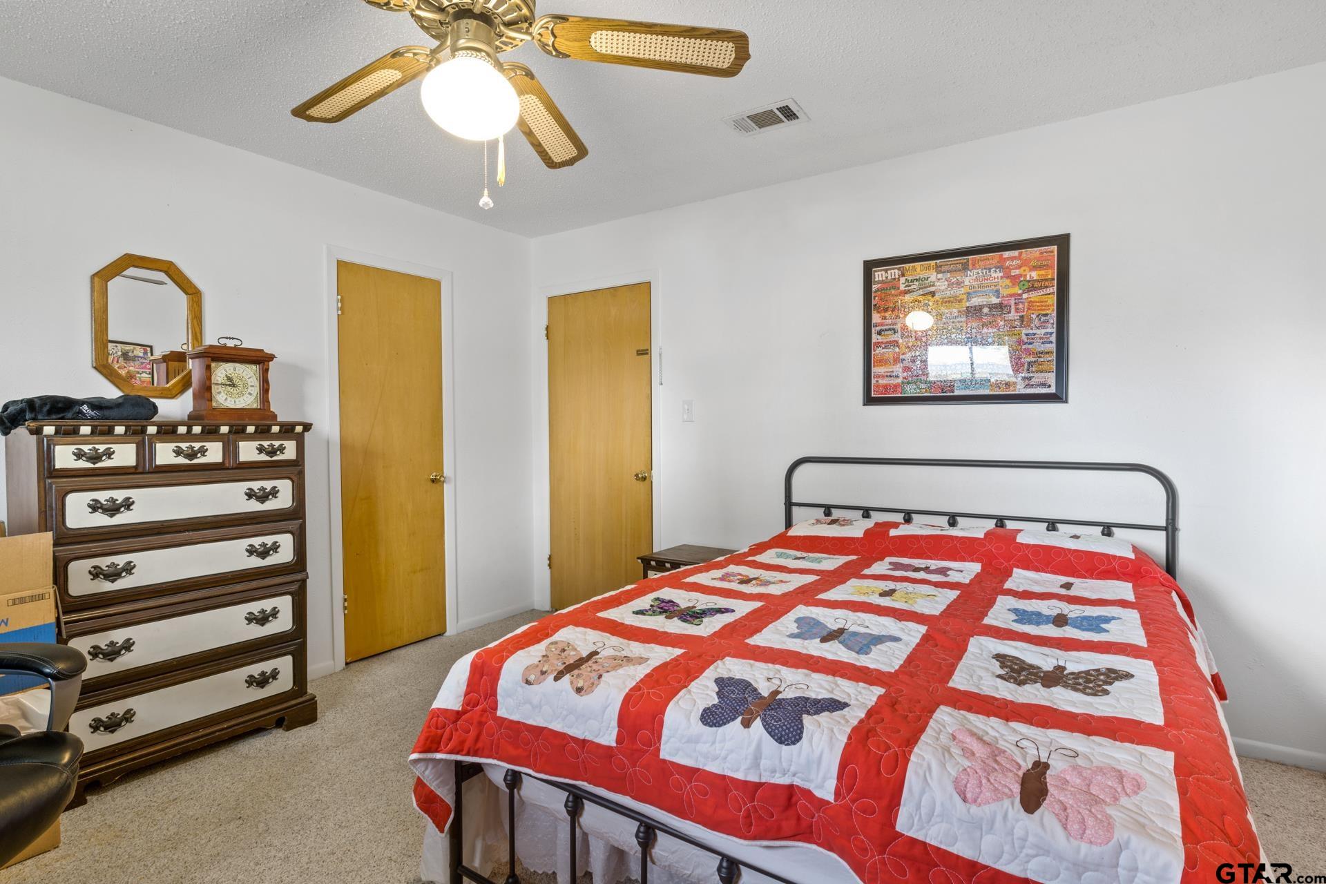 401 Hickory