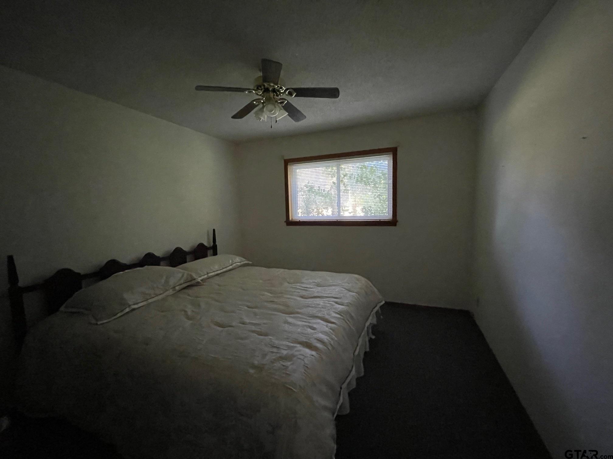 808 Watson Blvd