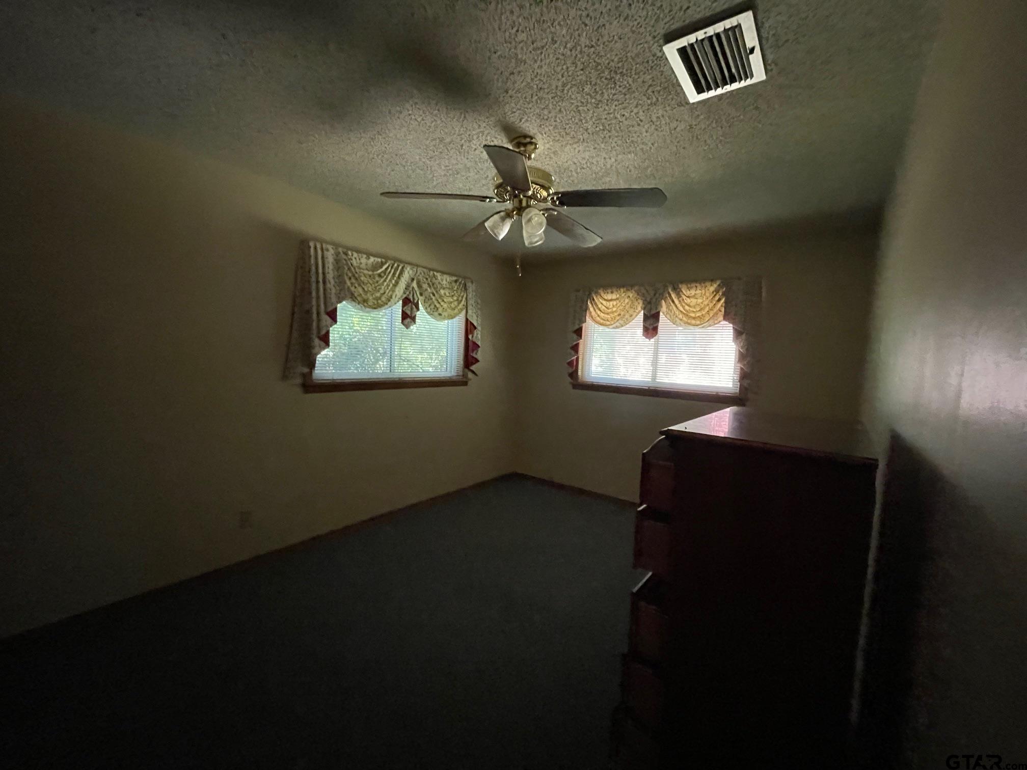 808 Watson Blvd