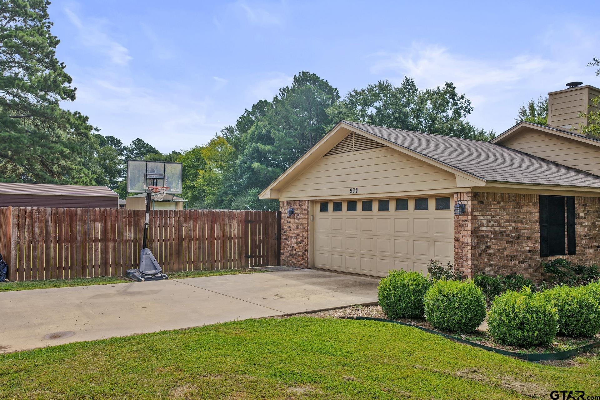 419 County Road 4164