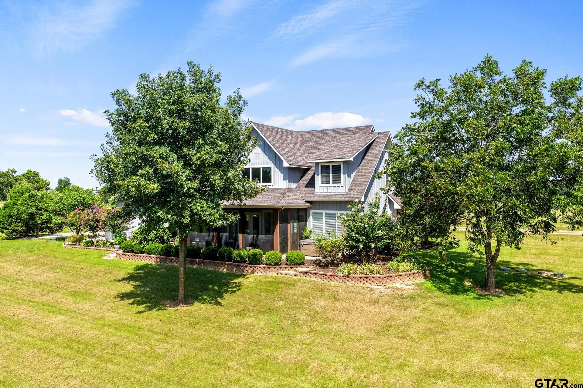 245 Private Road 2714