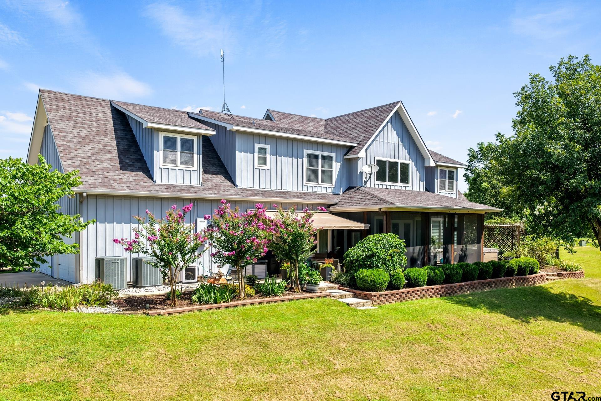 245 Private Road 2714