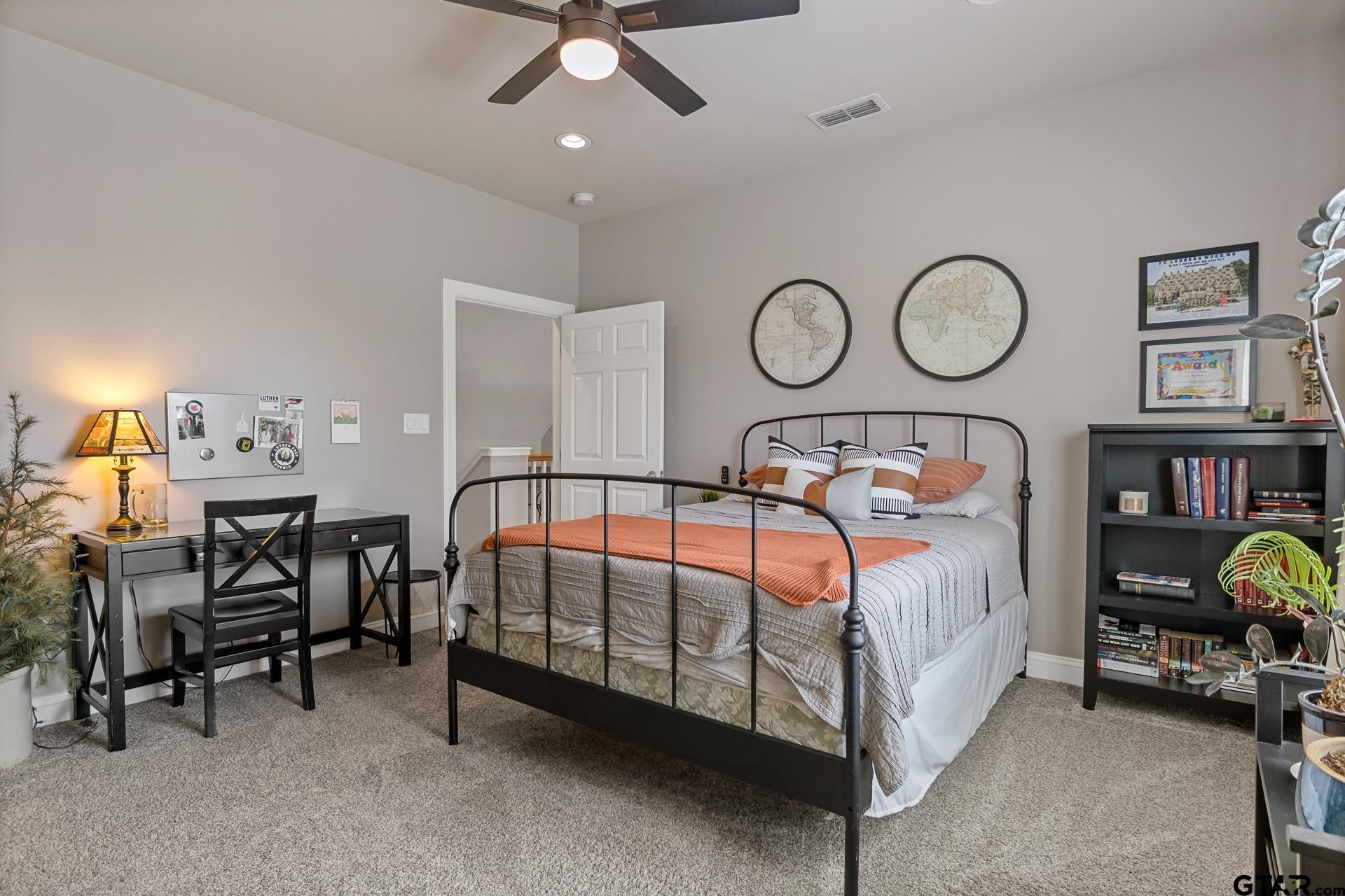 245 Private Road 2714