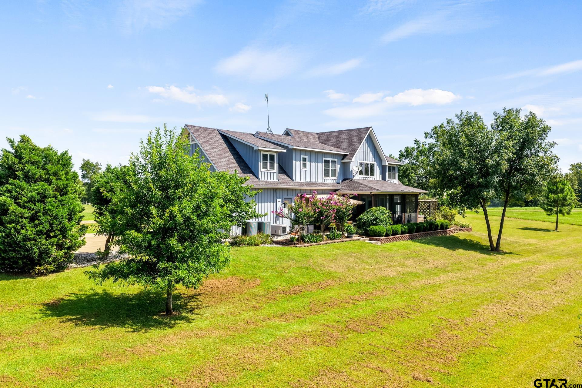 245 Private Road 2714