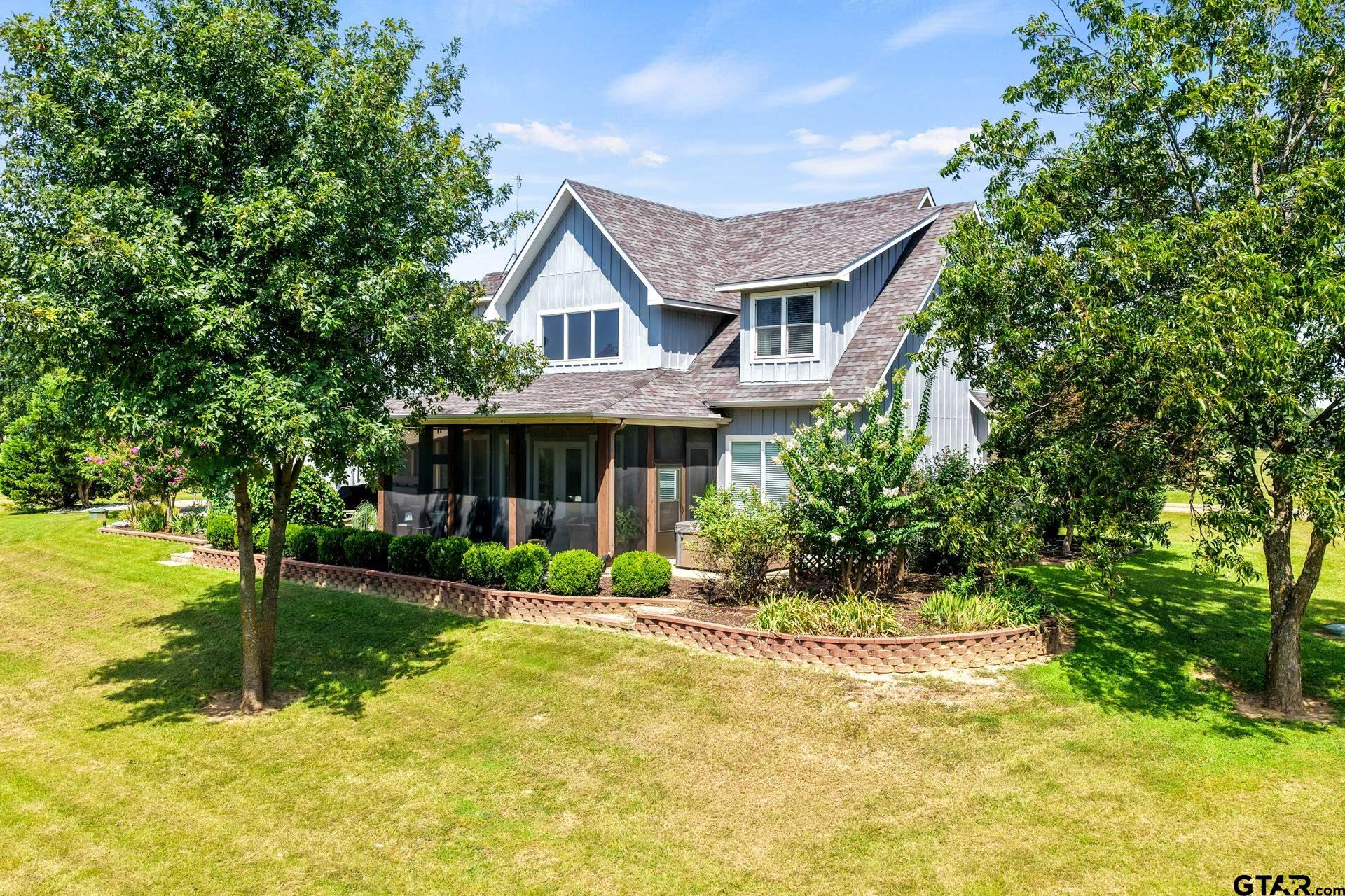 245 Private Road 2714