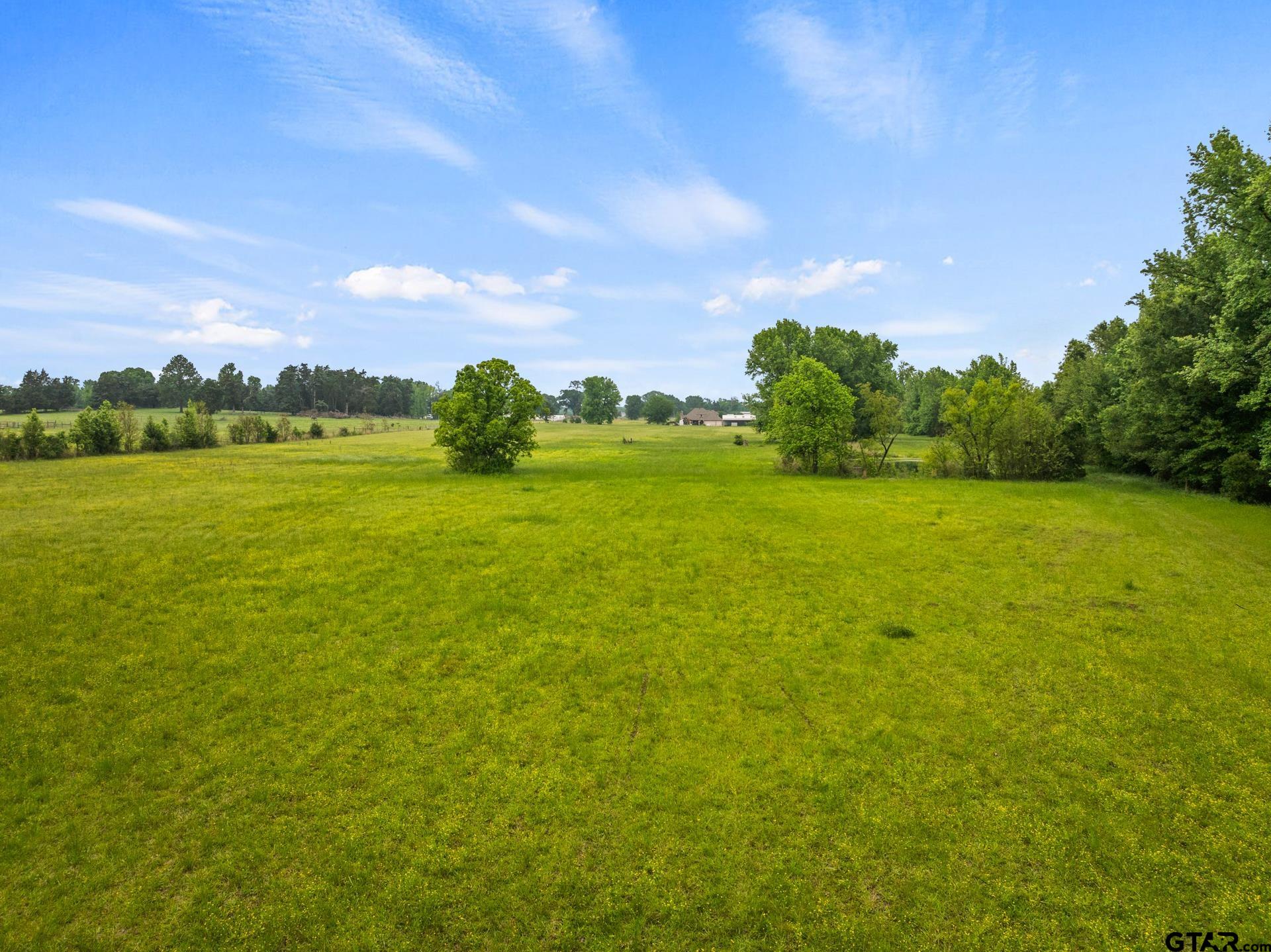 24.984 AC W State Highway 11