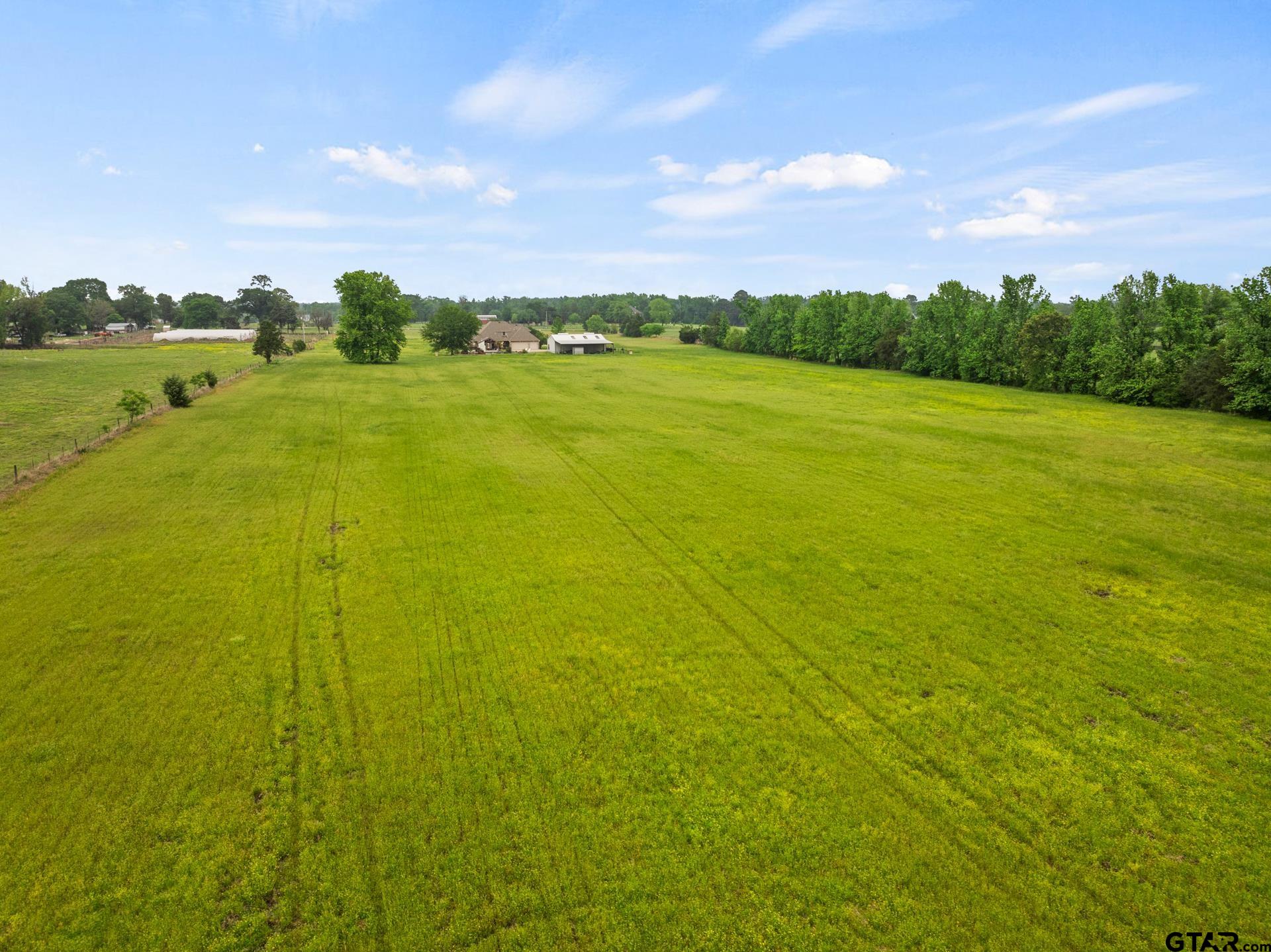 24.984 AC W State Highway 11