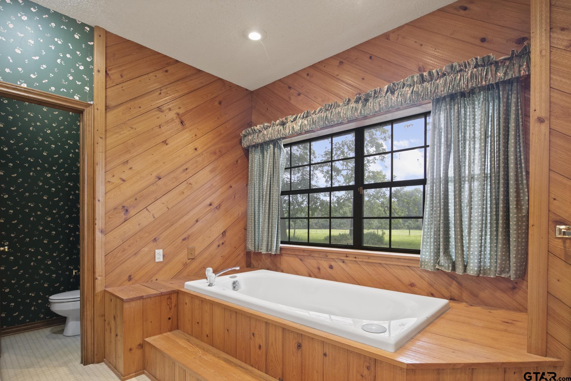 1299 County Road 1150