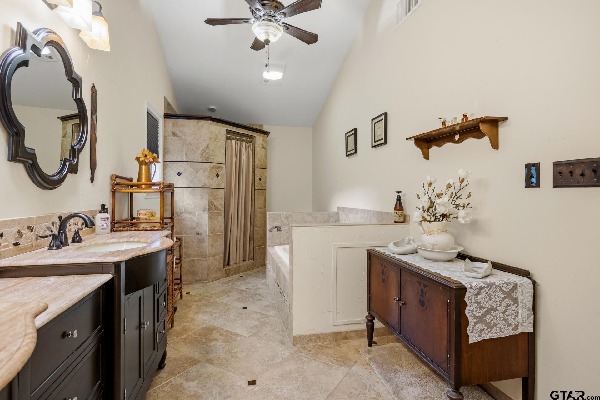 411 County Road 2127