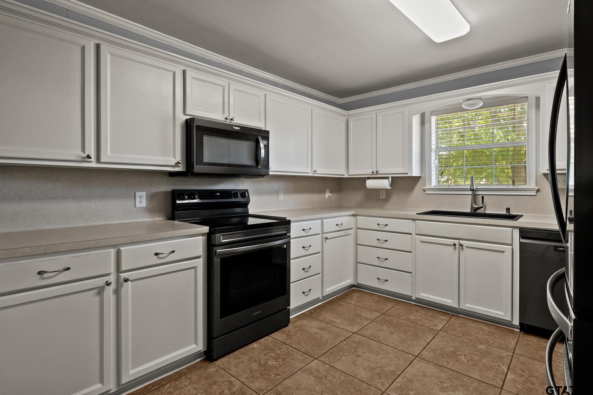 2707 Silver Spring Trail