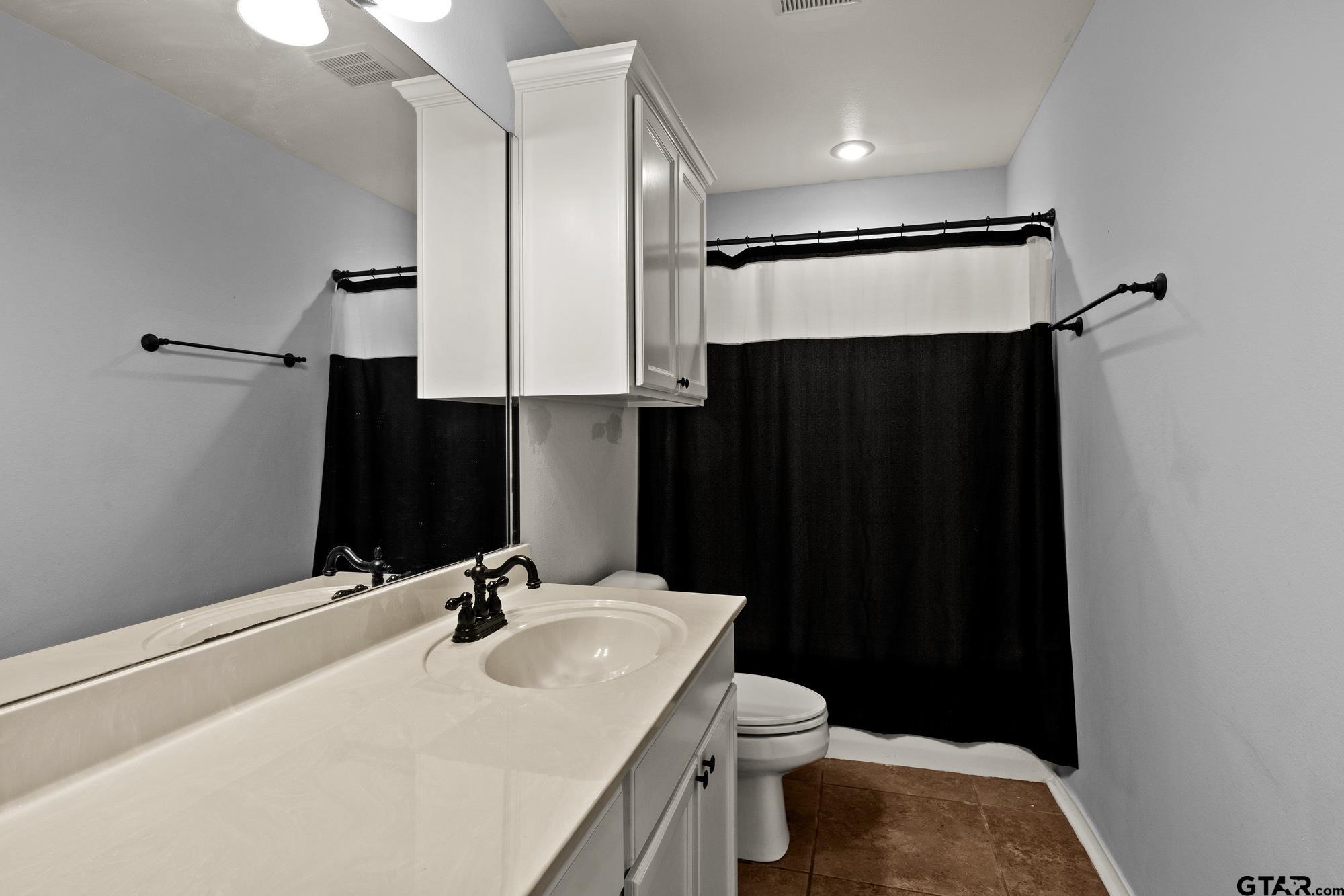 2707 Silver Spring Trail